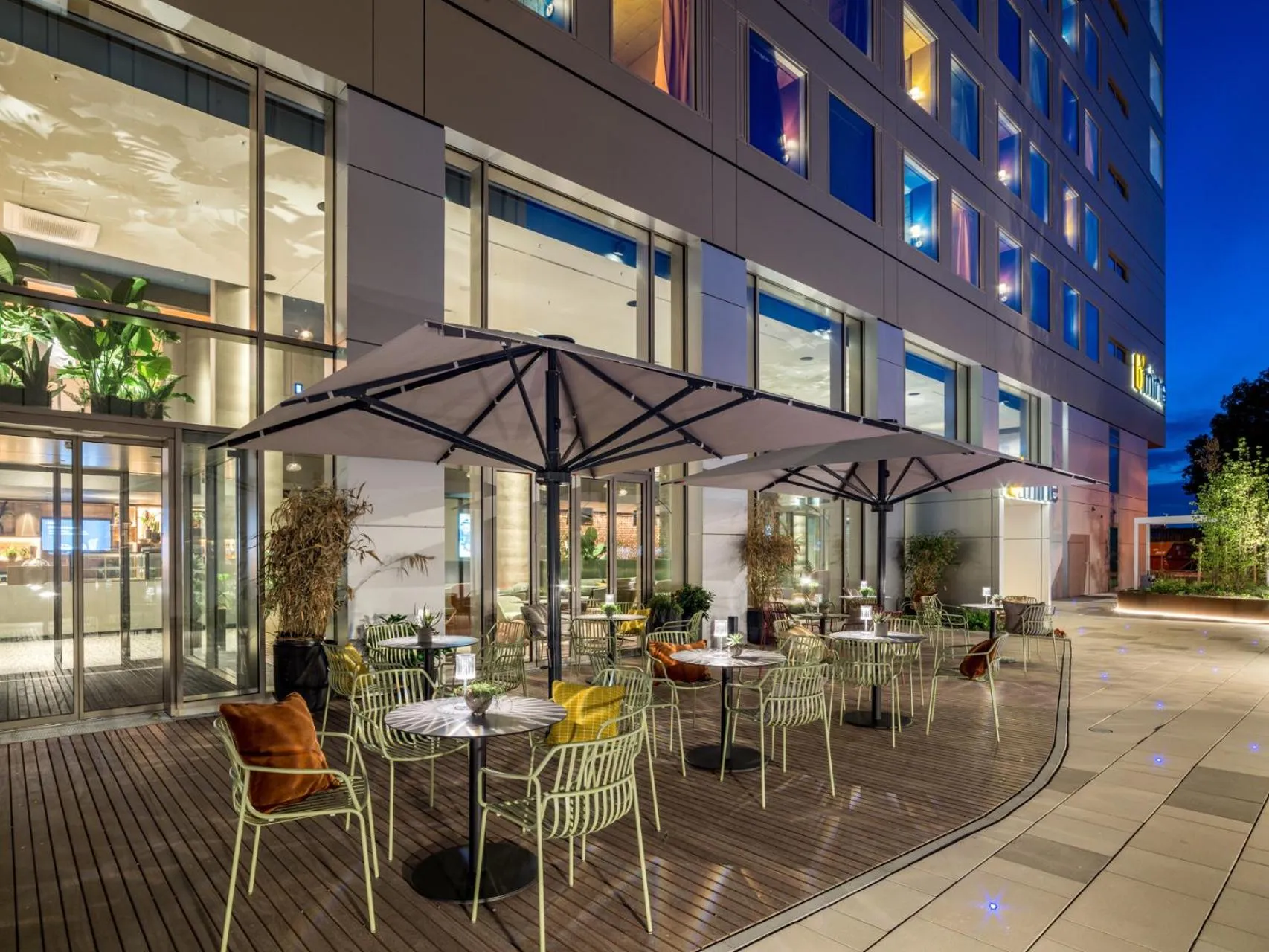 Property building in b'mine Hotel Frankfurt Airport