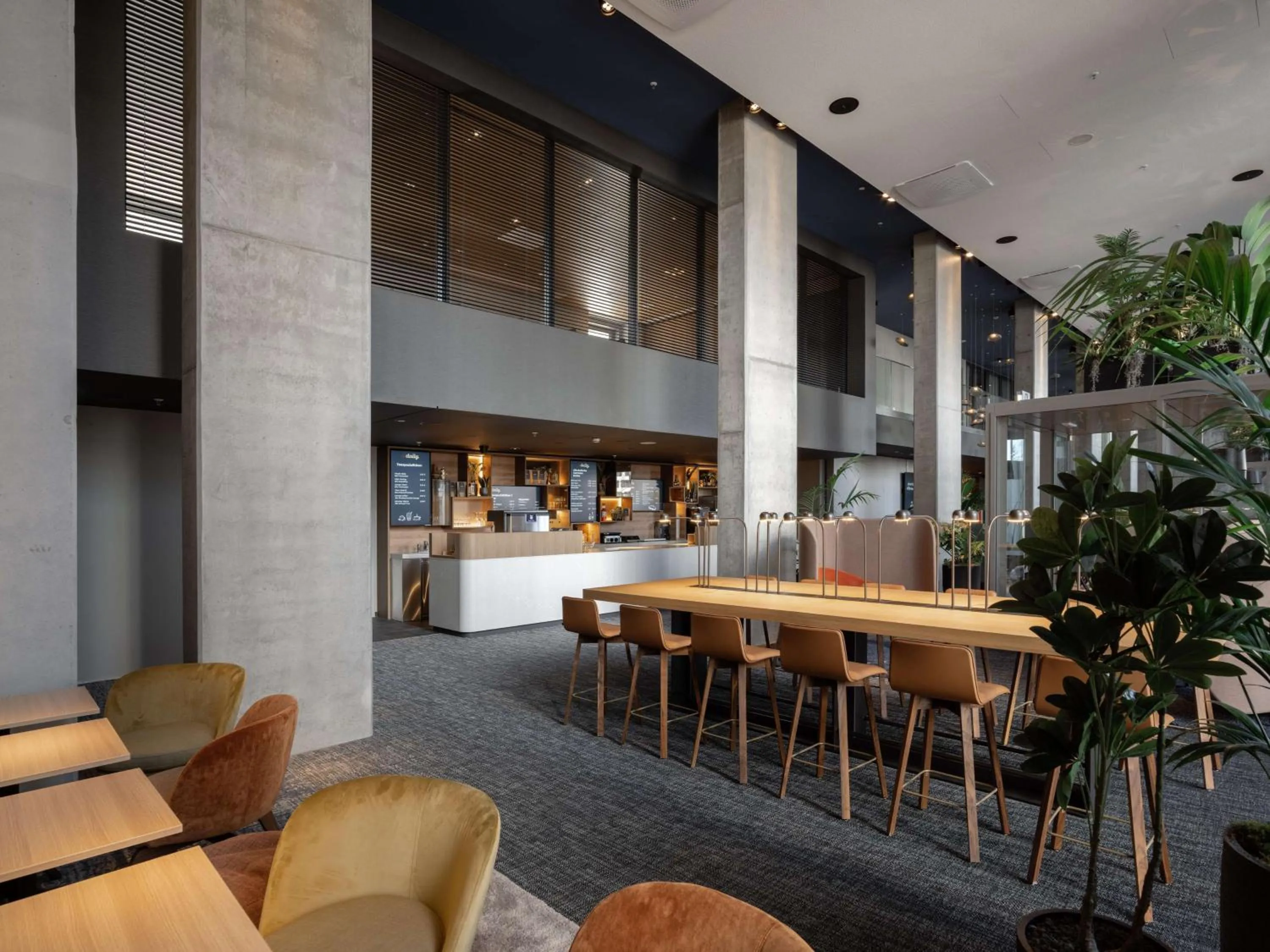 Lobby or reception in b'mine Hotel Frankfurt Airport