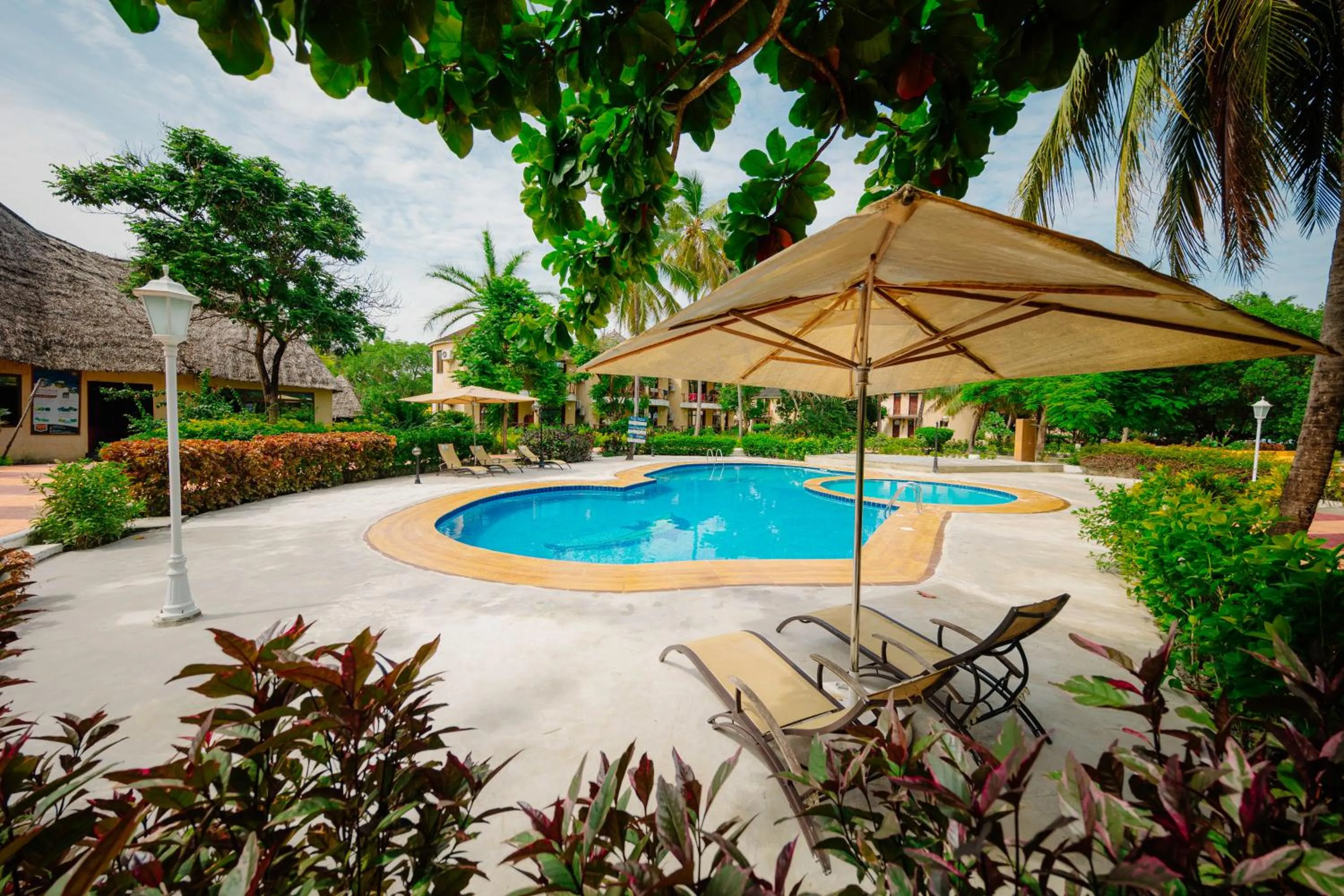 Property building in Sansi Kae Beach Resort