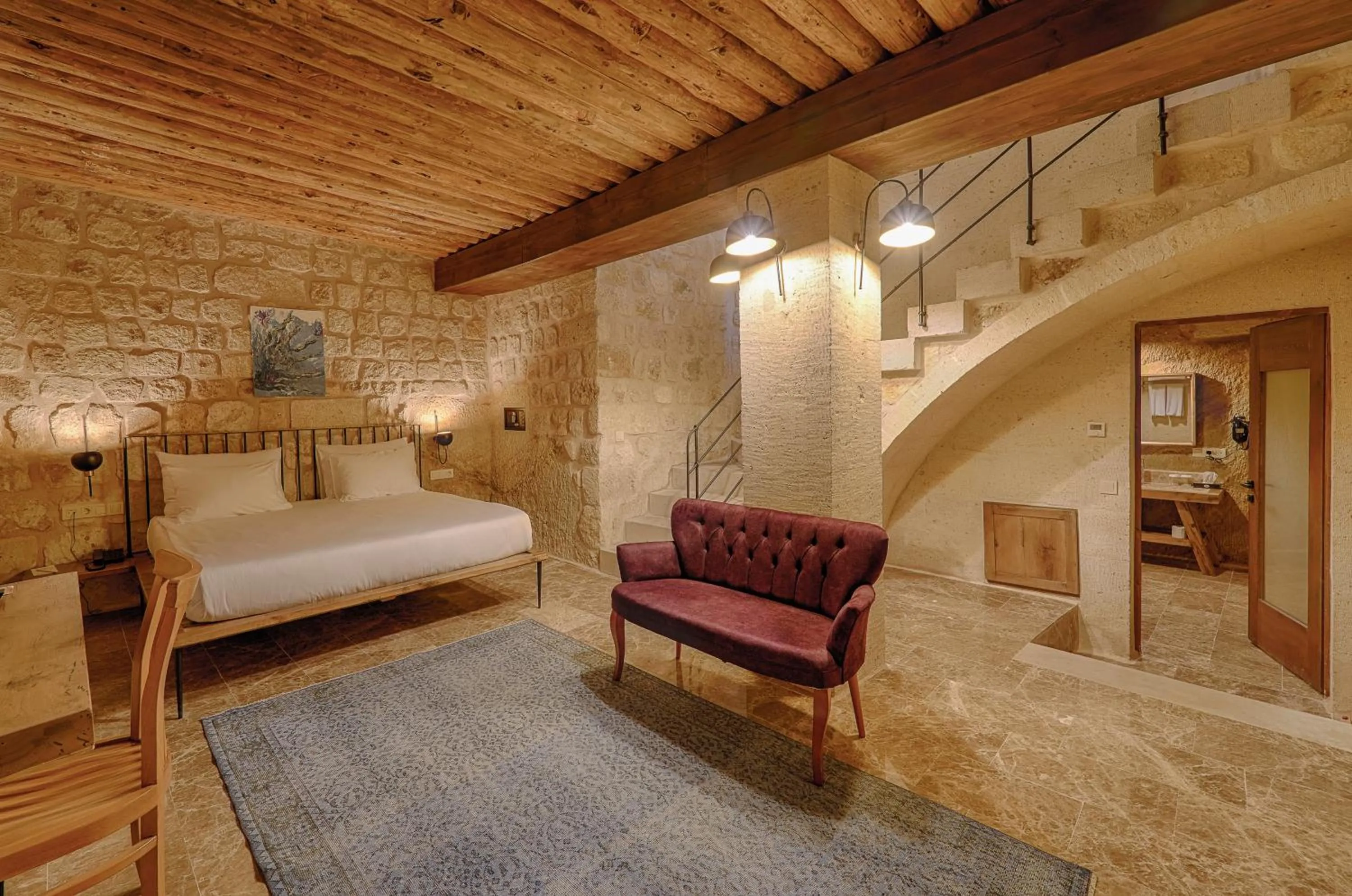 Shower, Bed in Solem Cave Suites