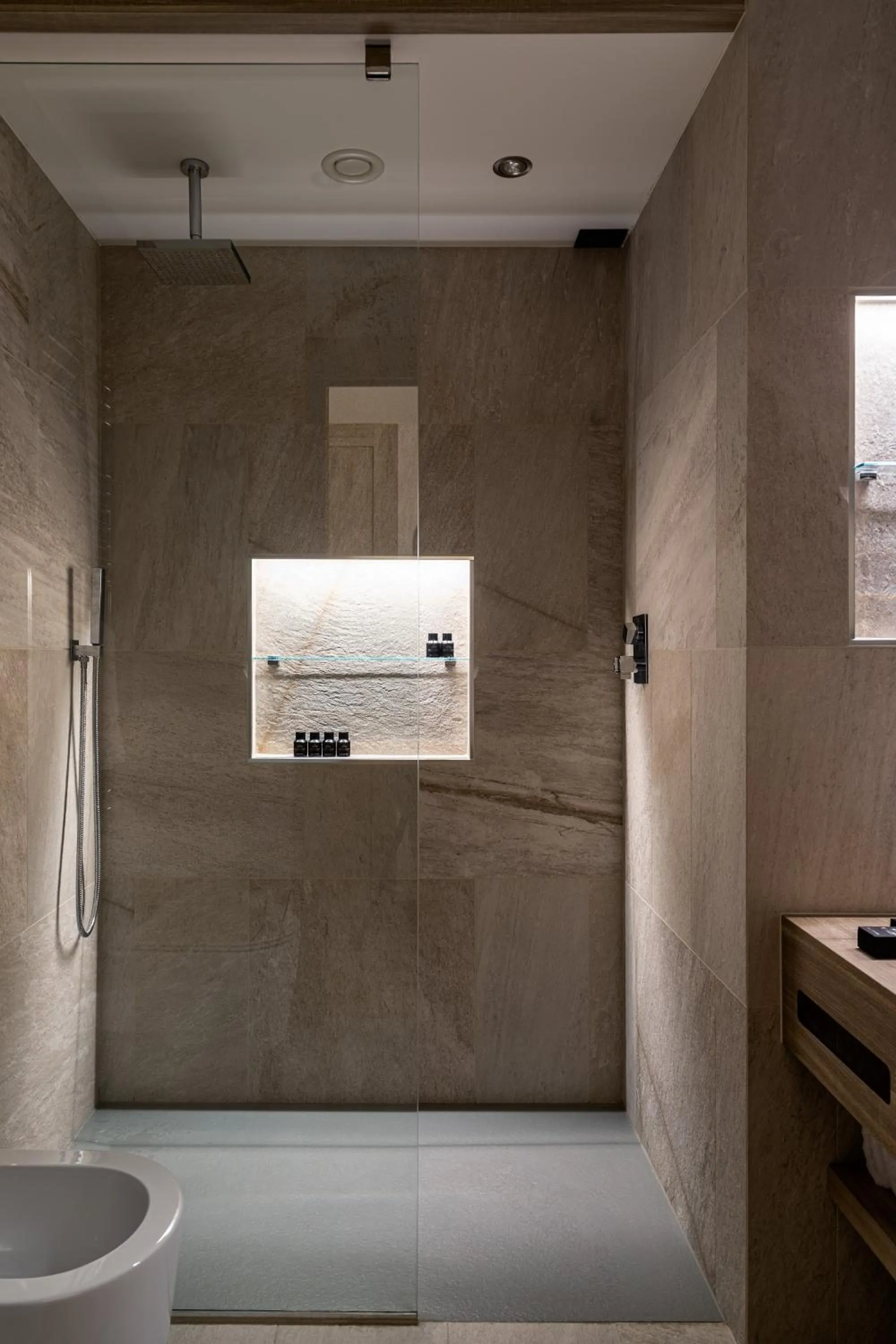 Bathroom in Cervino - VRetreats