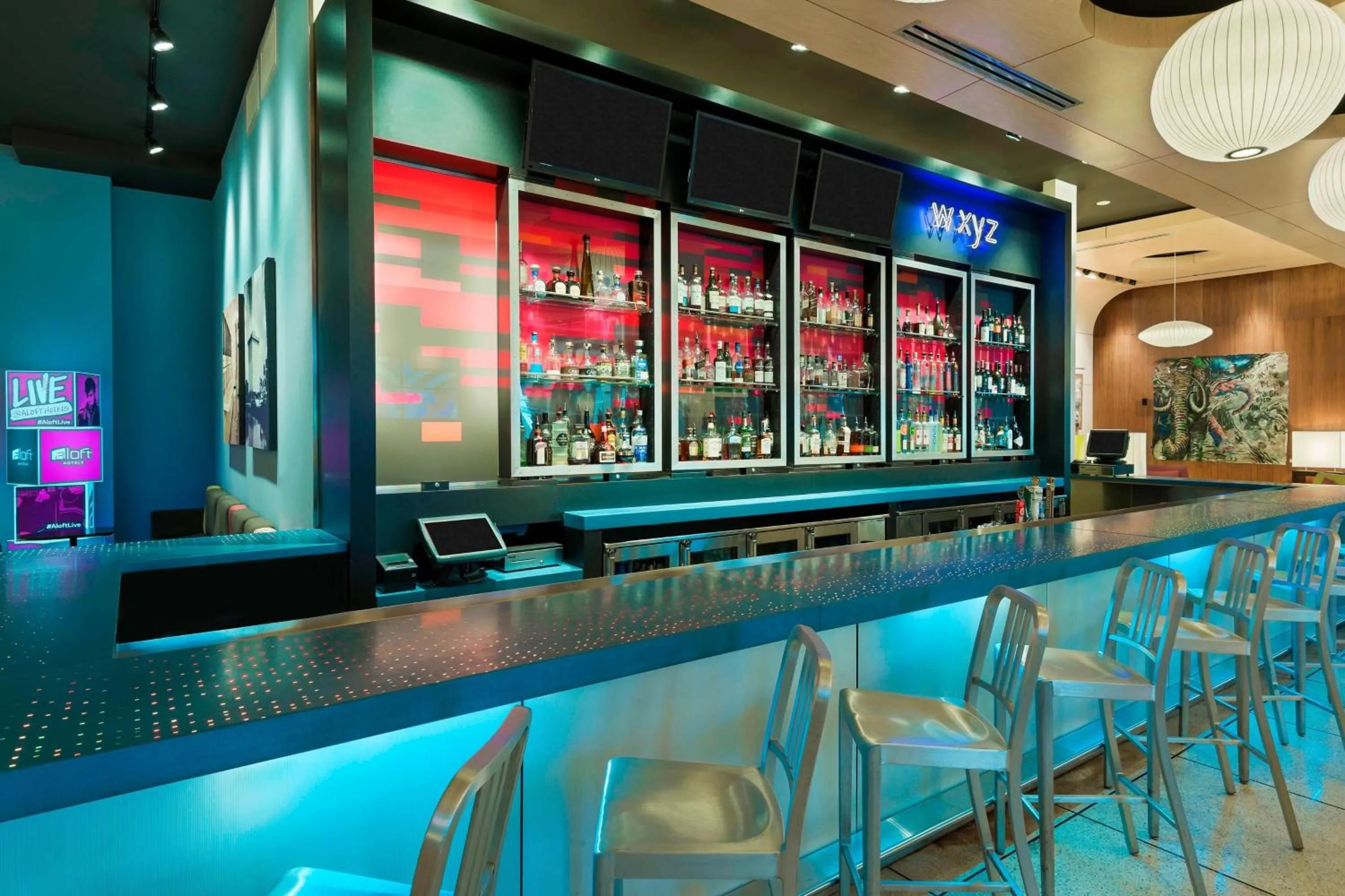 Lounge or bar in Aloft Orlando Downtown