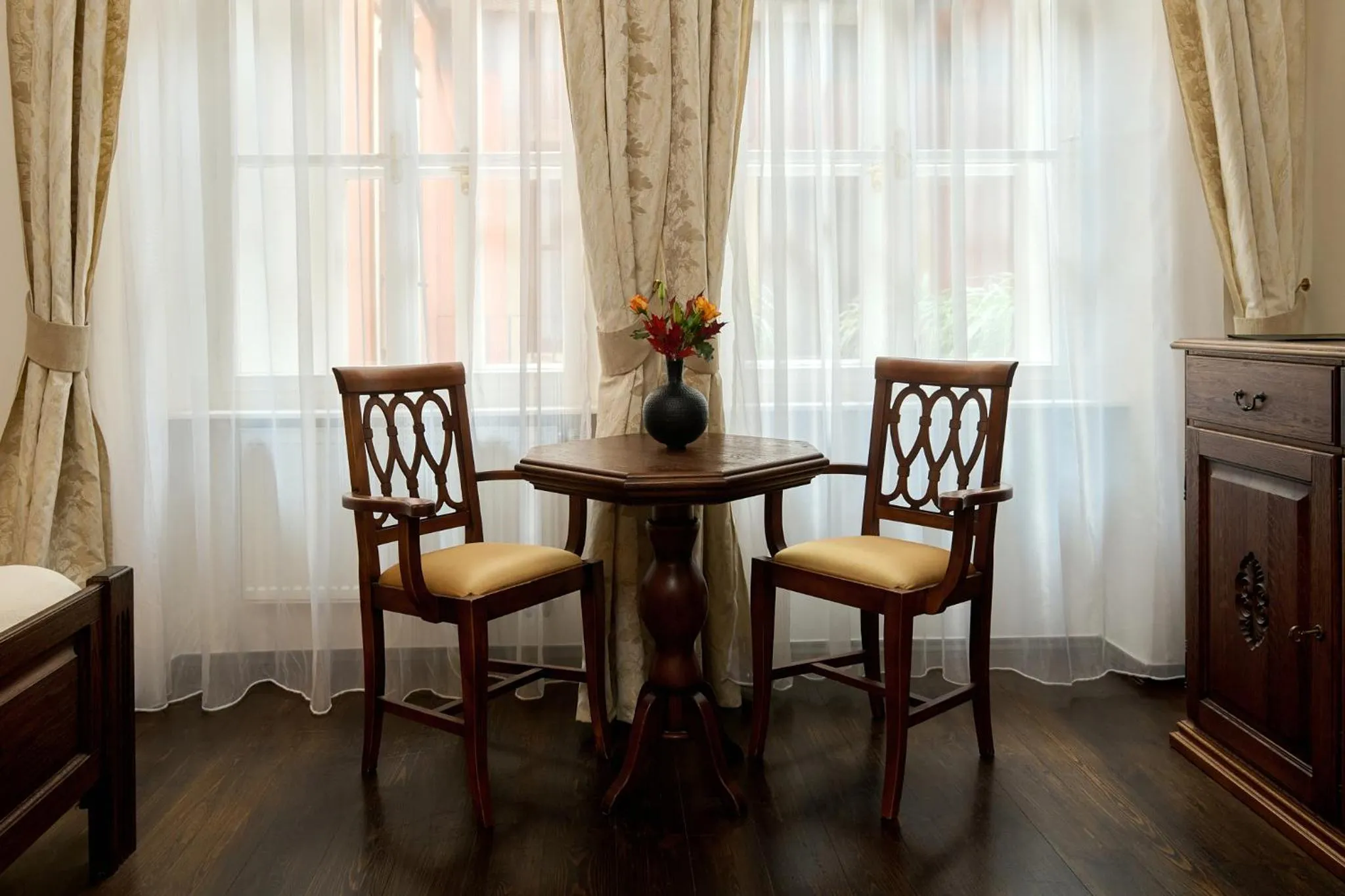 Seating area in Hotel Residence U Černého Orla
