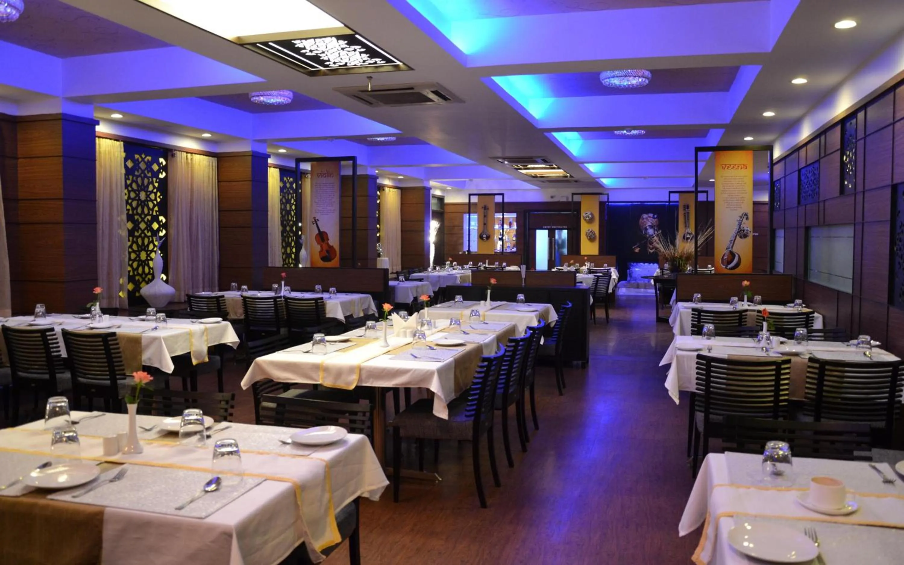 Restaurant/places to eat in Hotel Ambience Excellency, Wakad, Pune
