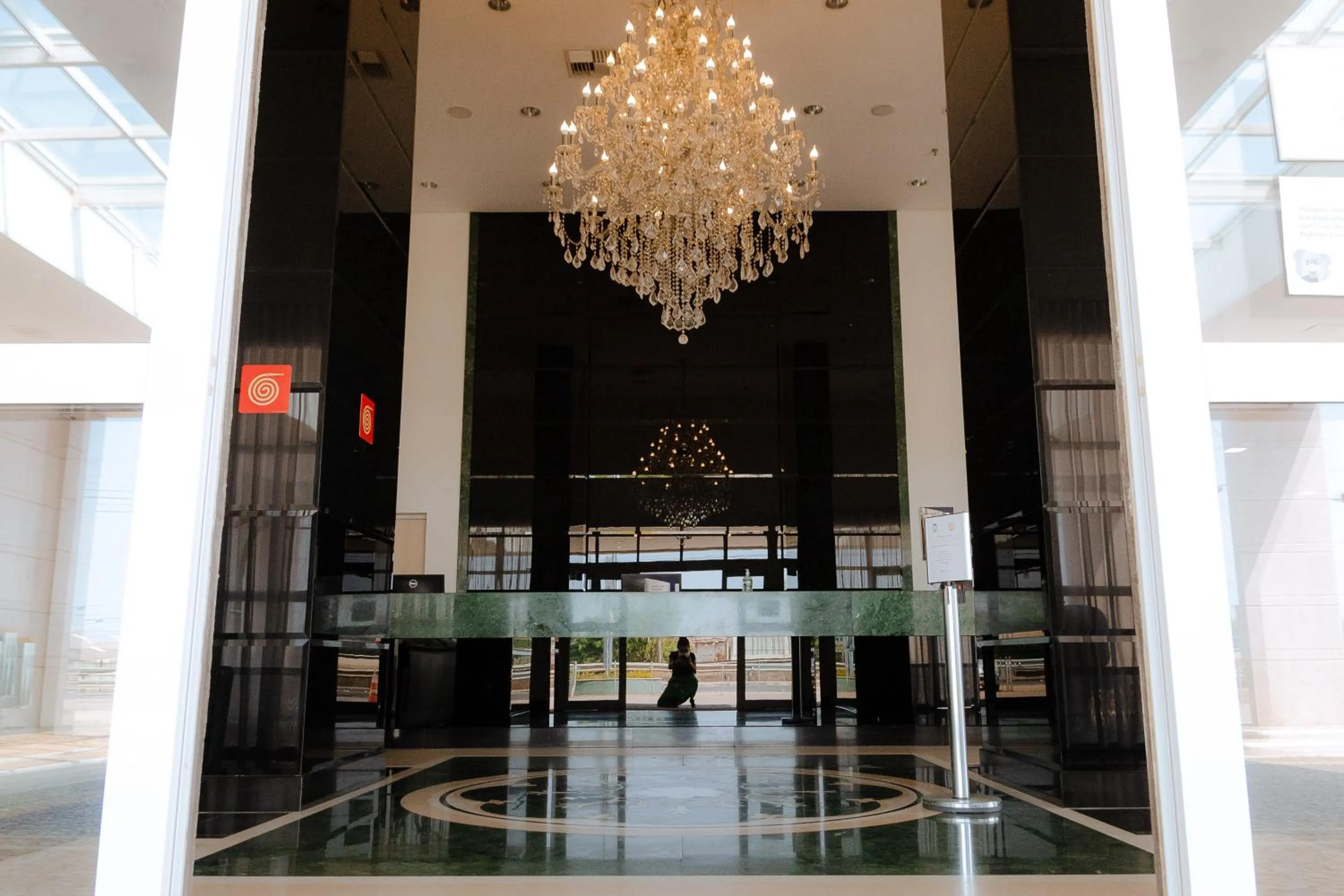 Facade/entrance in Porto Feliz Executive Hotel