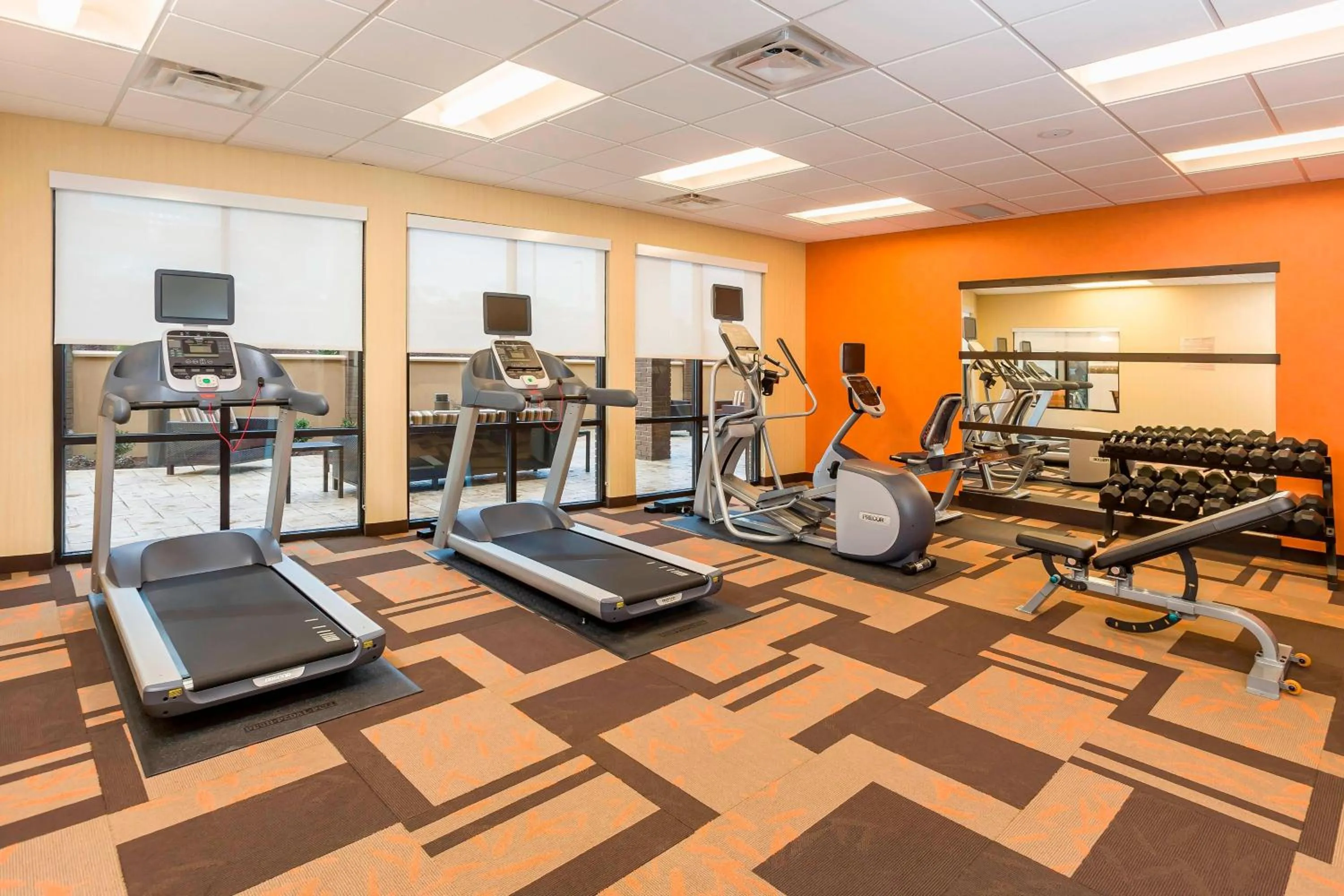 Fitness centre/facilities in Courtyard by Marriott Stafford Quantico