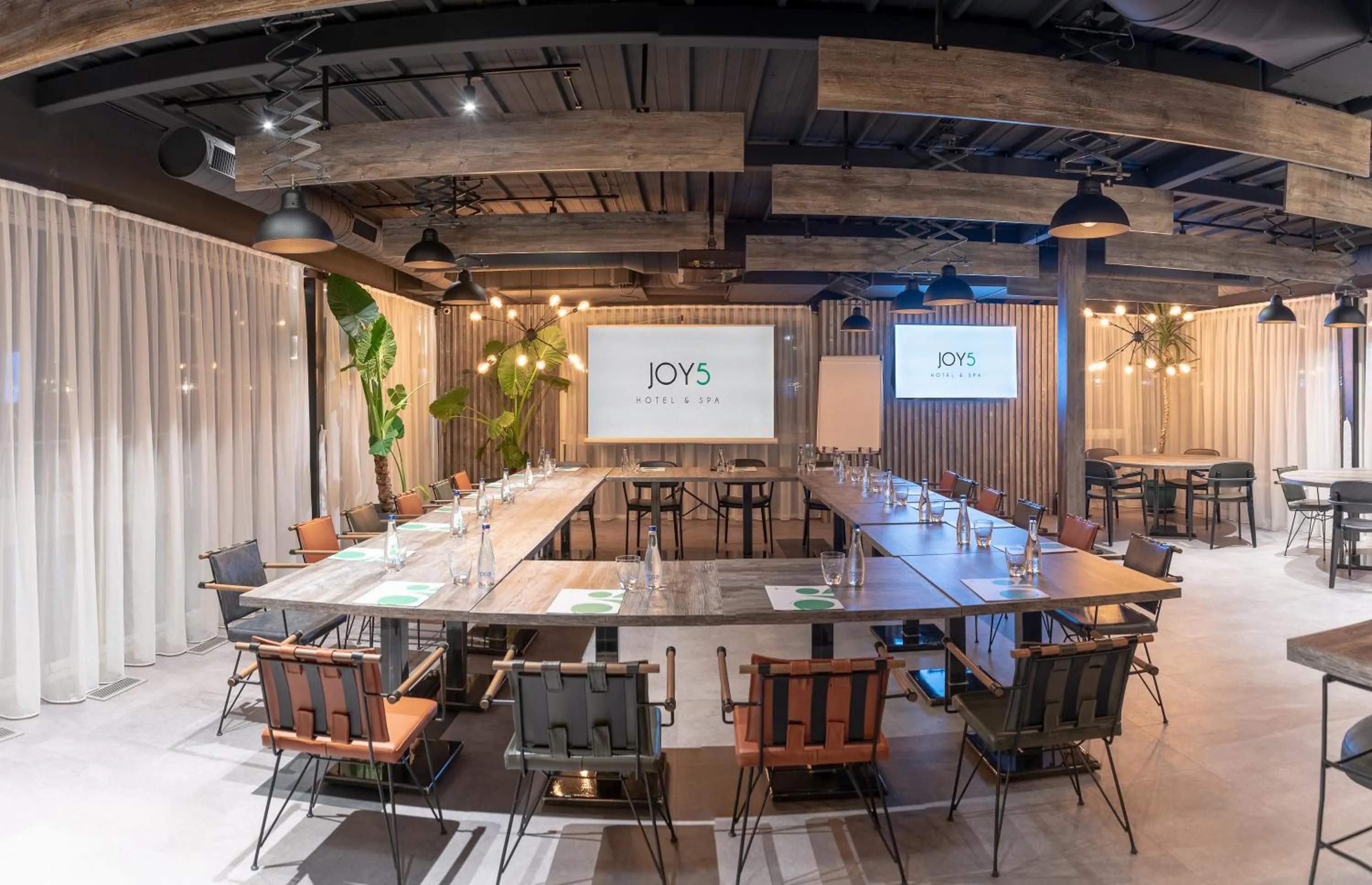 Meeting/conference room in Joy 5 Hotel & SPA