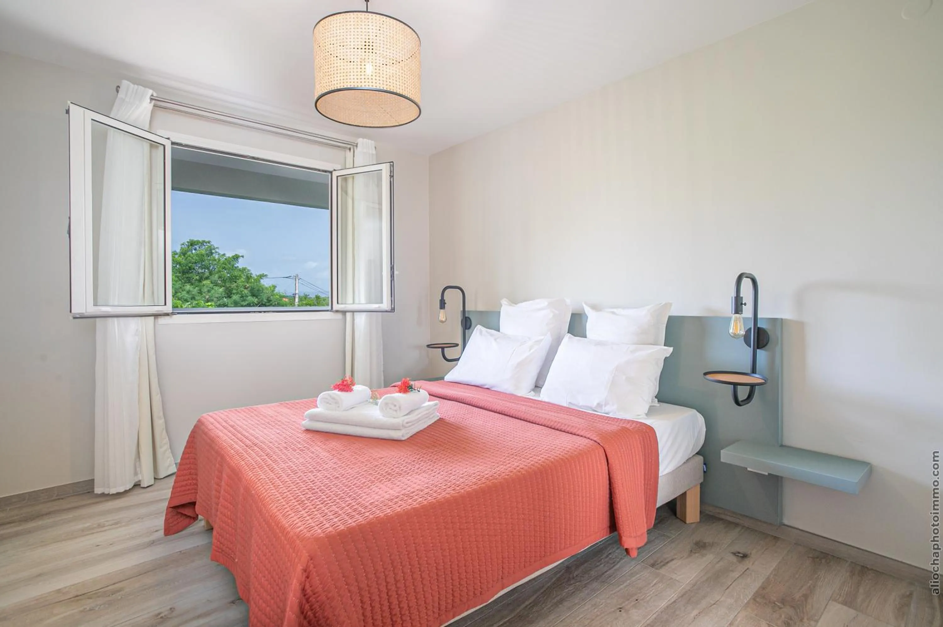 Bedroom, Bed in Kaouanne