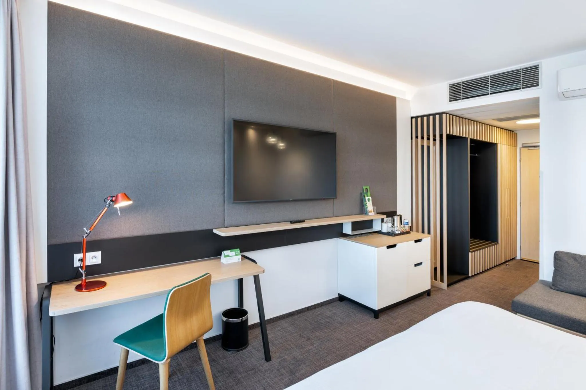 Photo of the whole room, Bed in Holiday Inn Prague Airport by IHG