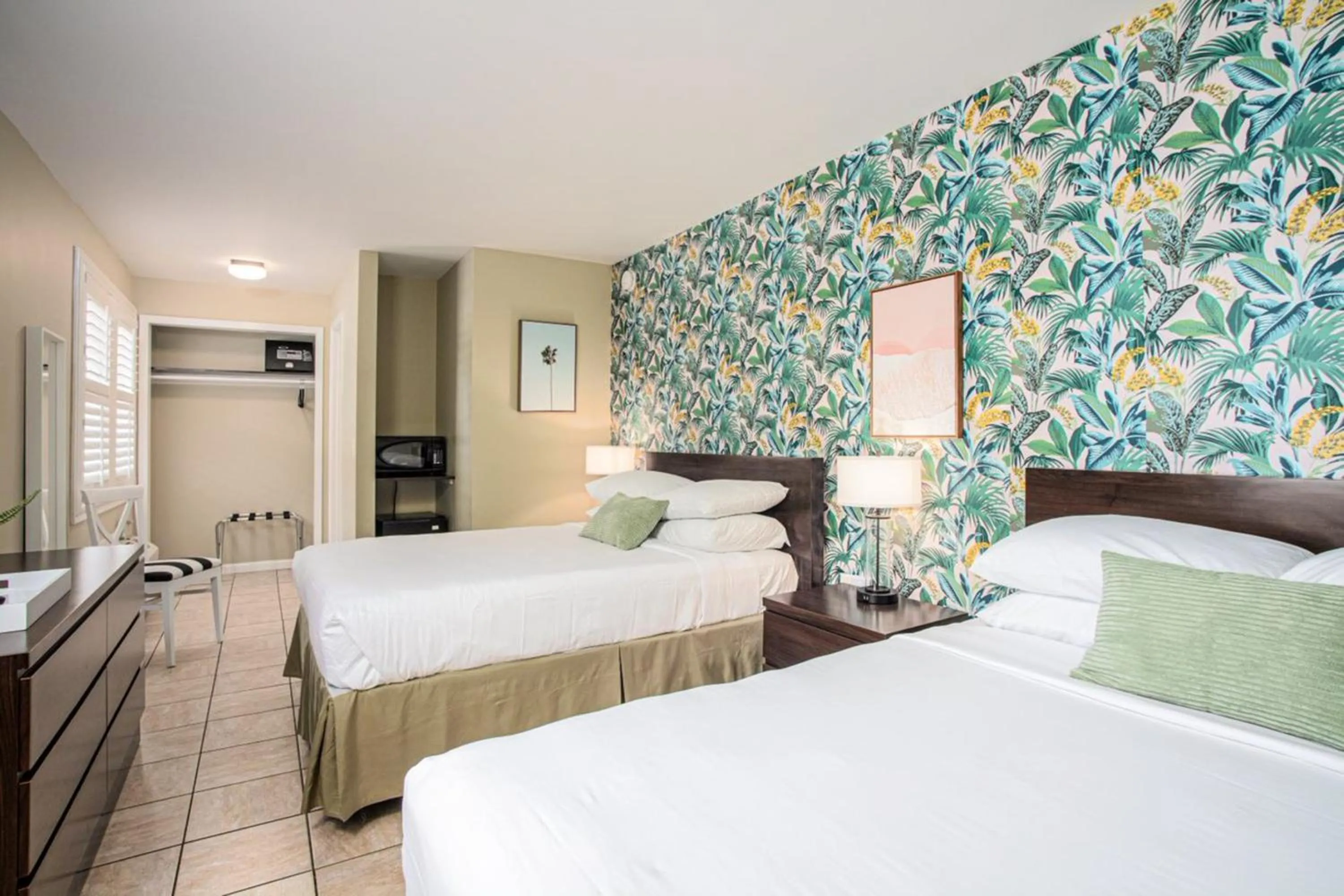 Bedroom, Bed in The Local - St. Augustine