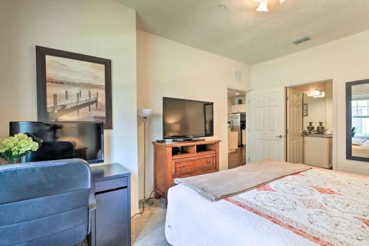 Bed in Marvelous 3 Bd Close To Disney @ Lucaya Resort 107 5364