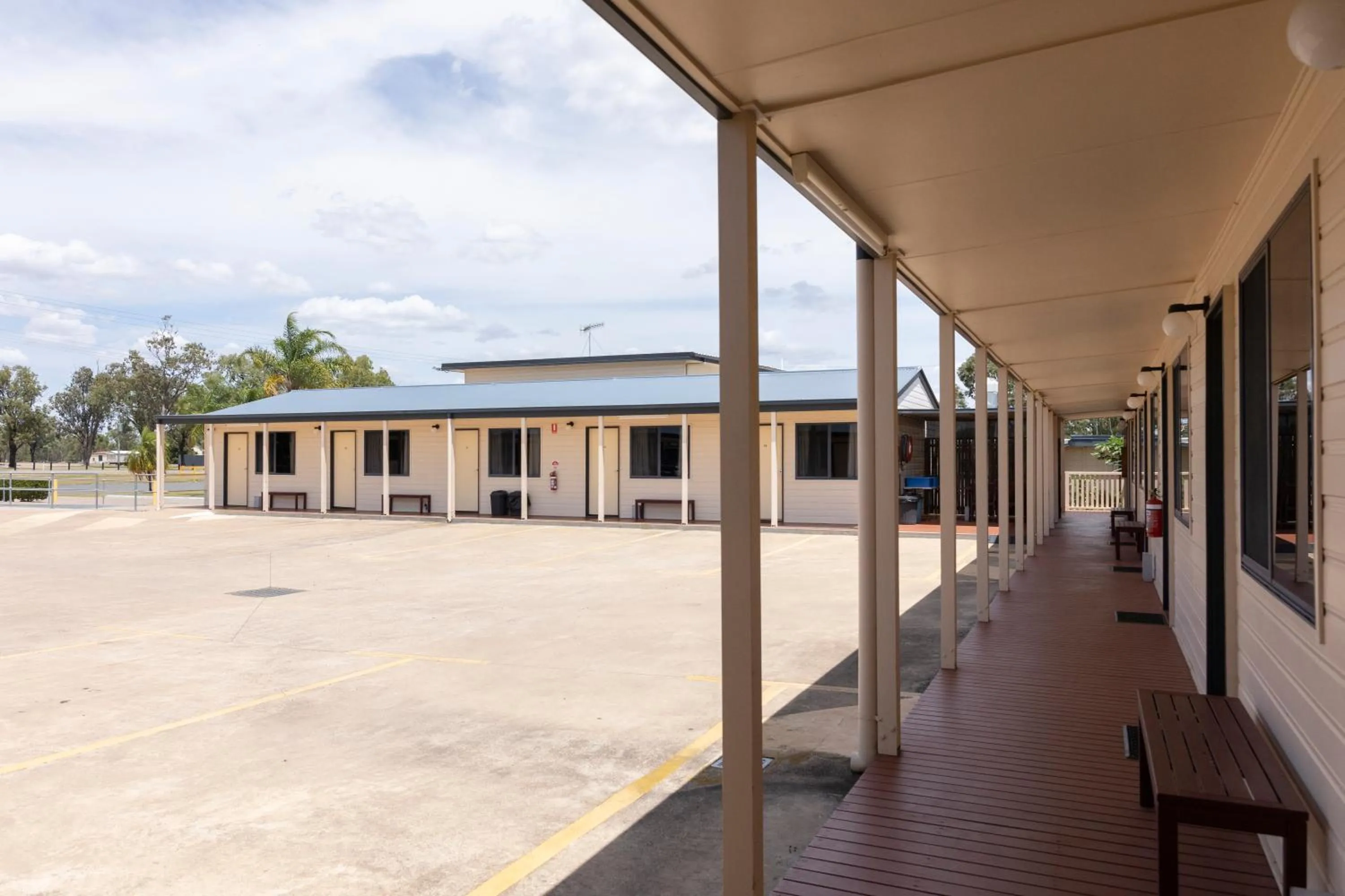 Parking in Moura Motel