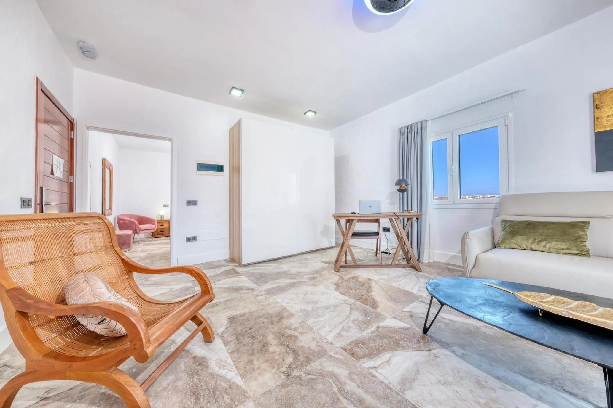 Communal lounge/ TV room in Casa Serena 10 Boutique- Adults Only-Breakfast Included