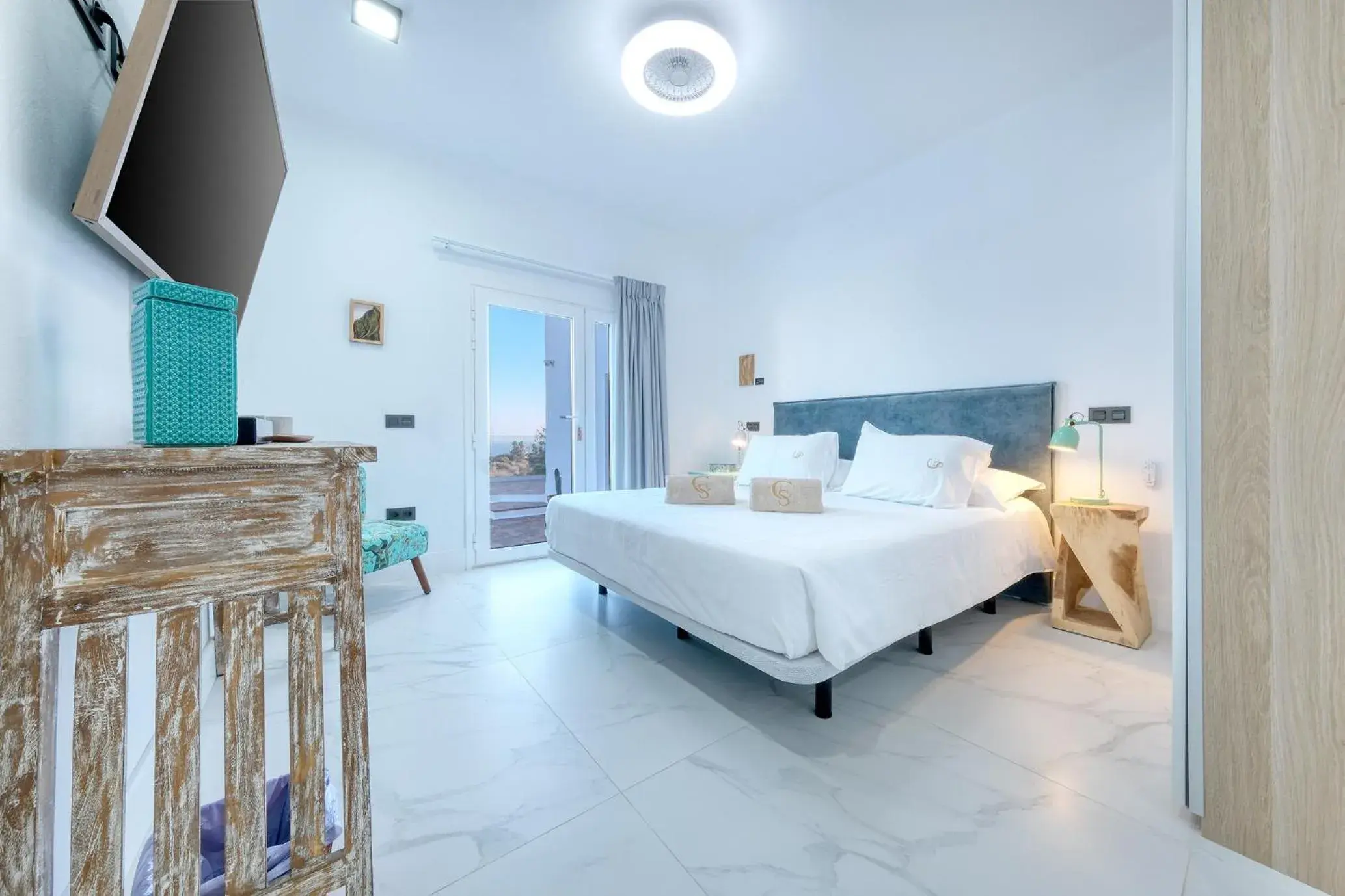 Deluxe Double Room with Sea View in Casa Serena 10 Boutique- Adults Only-Breakfast Included Deluxe Double Room with Sea View in Casa Serena 10 Boutique- Adults Only-Breakfast Included