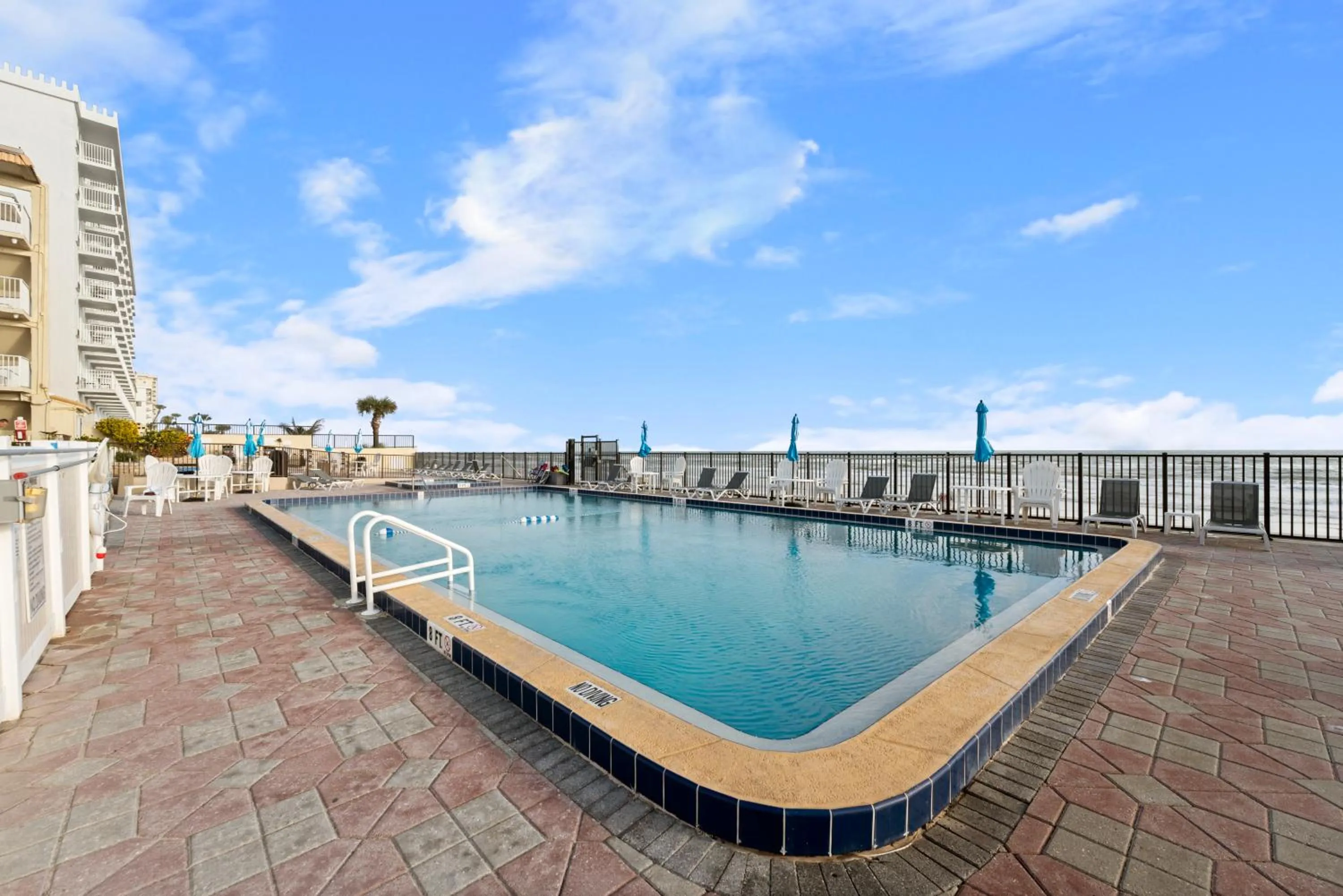 Swimming pool in Outrigger Beach Club Resort