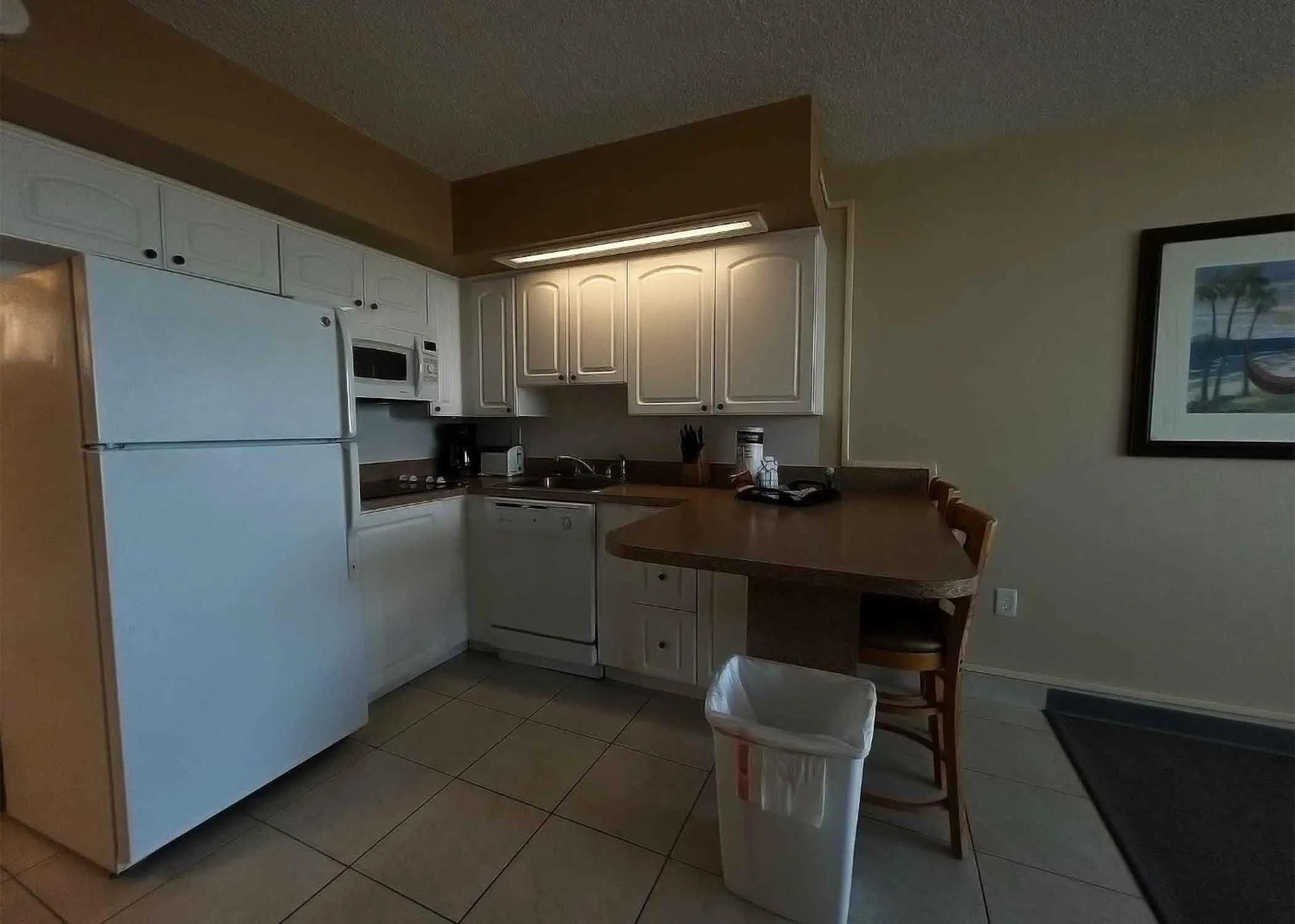 Kitchen or kitchenette in Outrigger Beach Club Resort