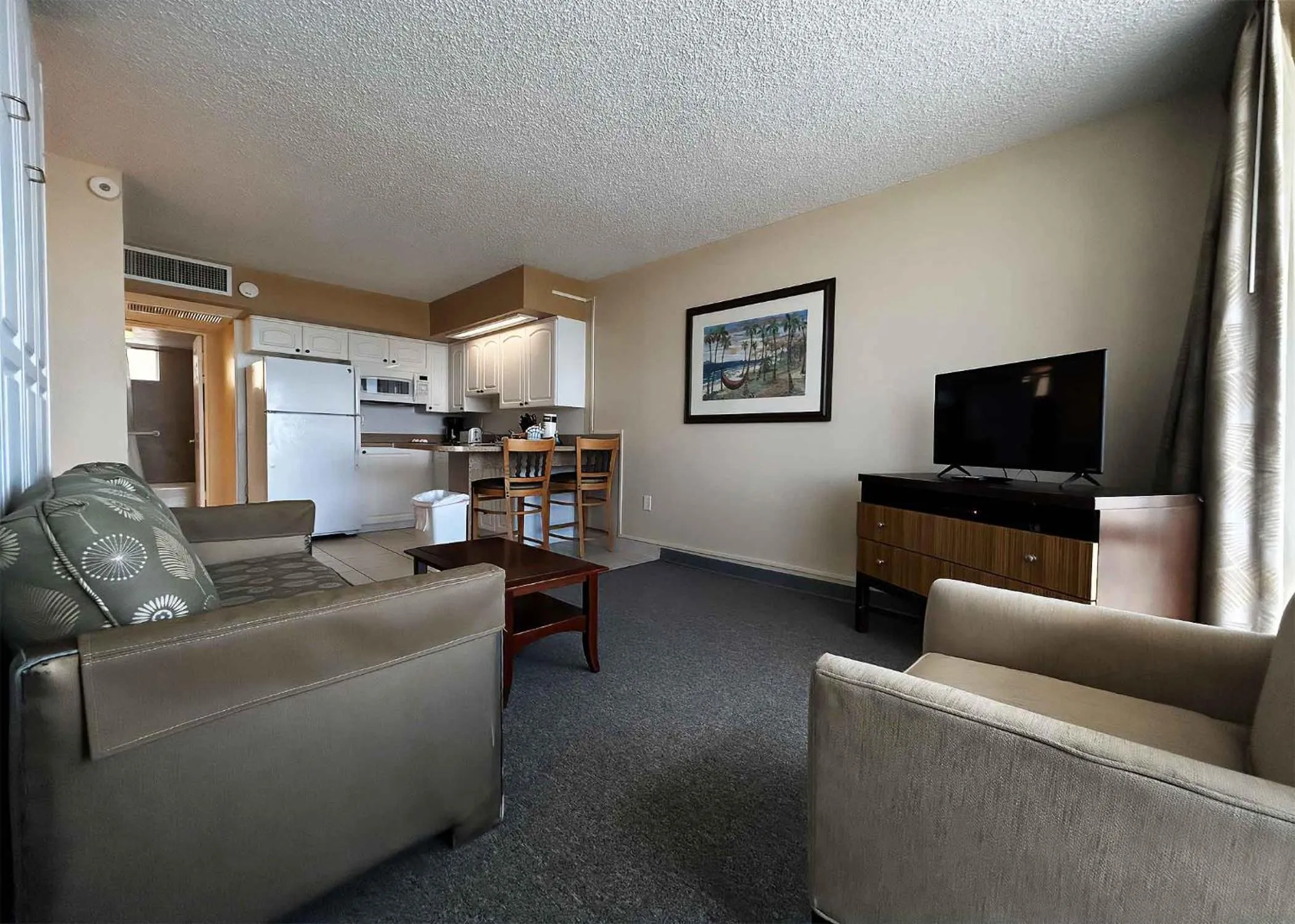 TV and multimedia in Outrigger Beach Club Resort