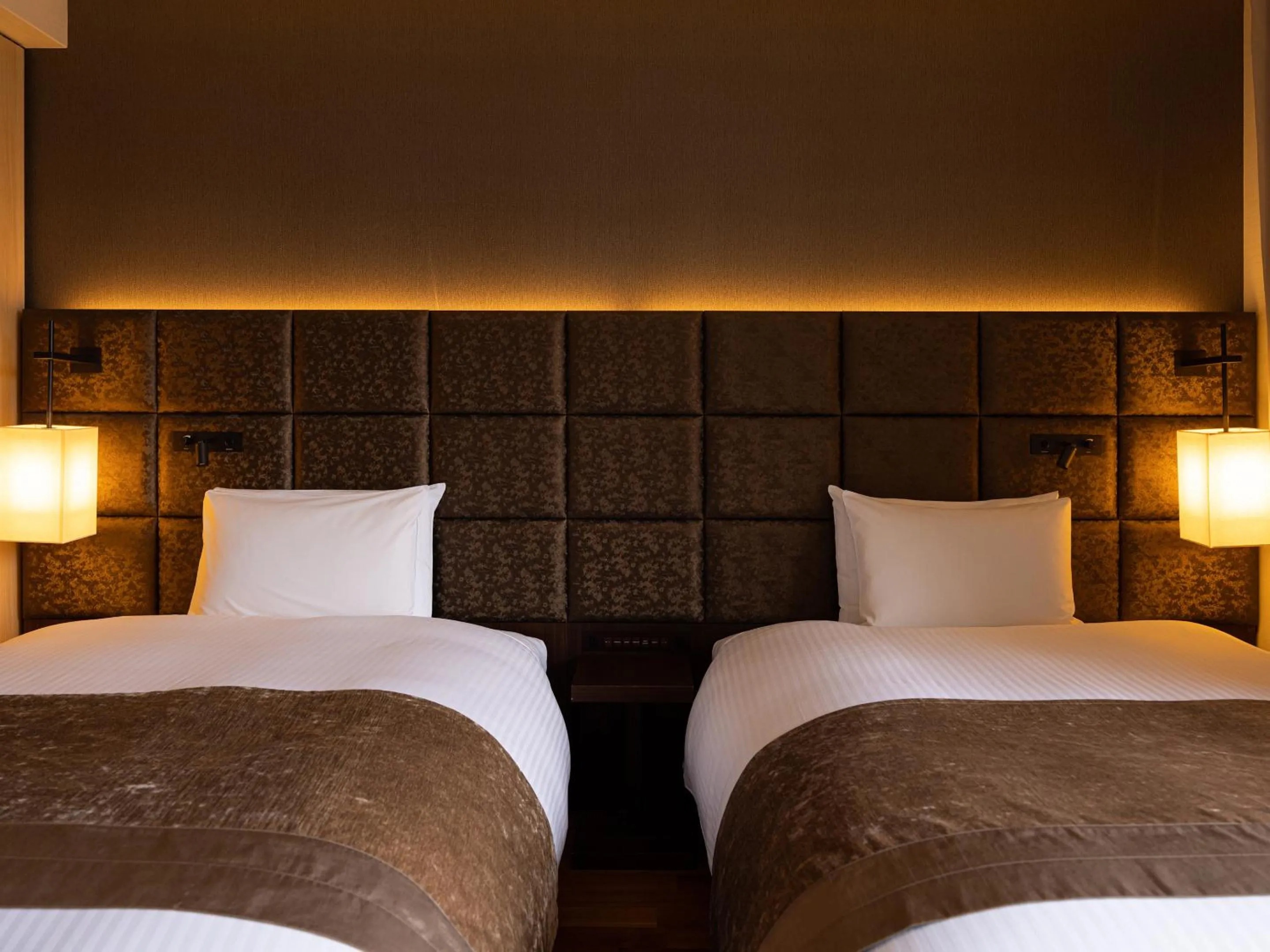 Photo of the whole room, Bed in Mitsui Garden Hotel Osaka Premier