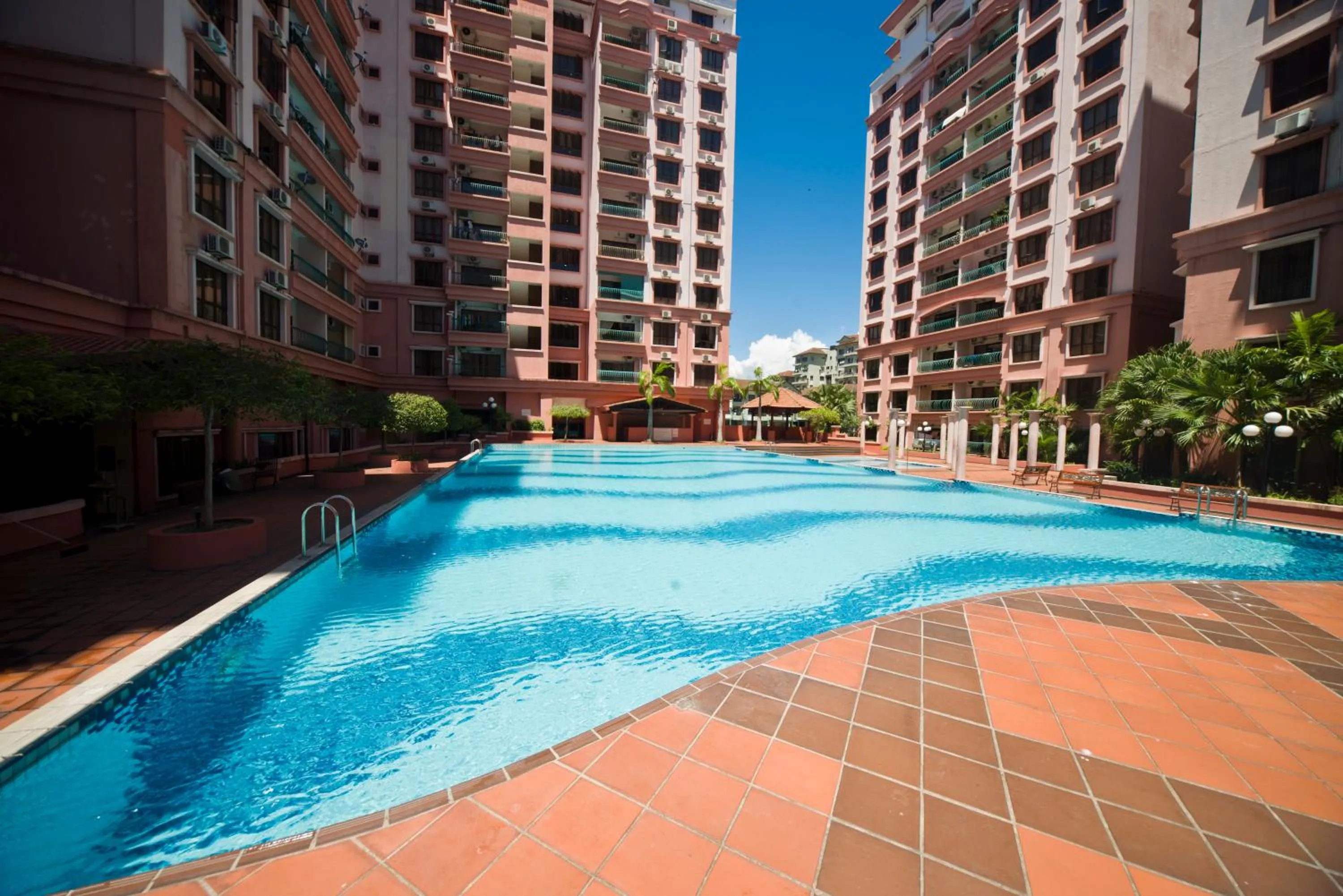 Property building in Nana Marina Court