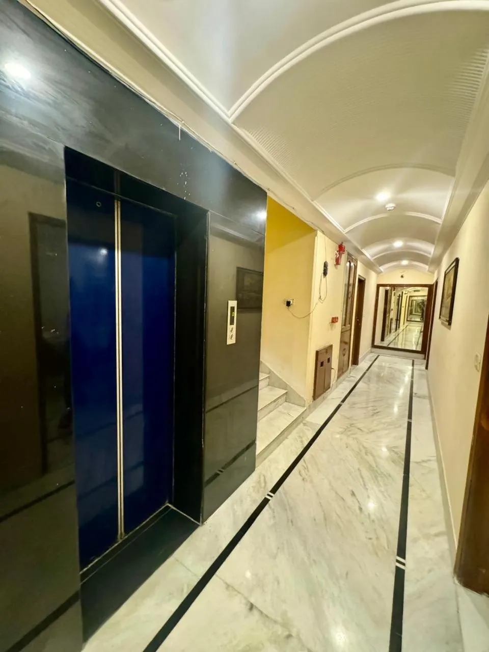 Hotel Pablas International, New Delhi, Near Metro