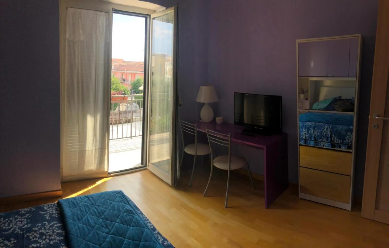 Communal lounge/ TV room in Il Giardino della Reggia