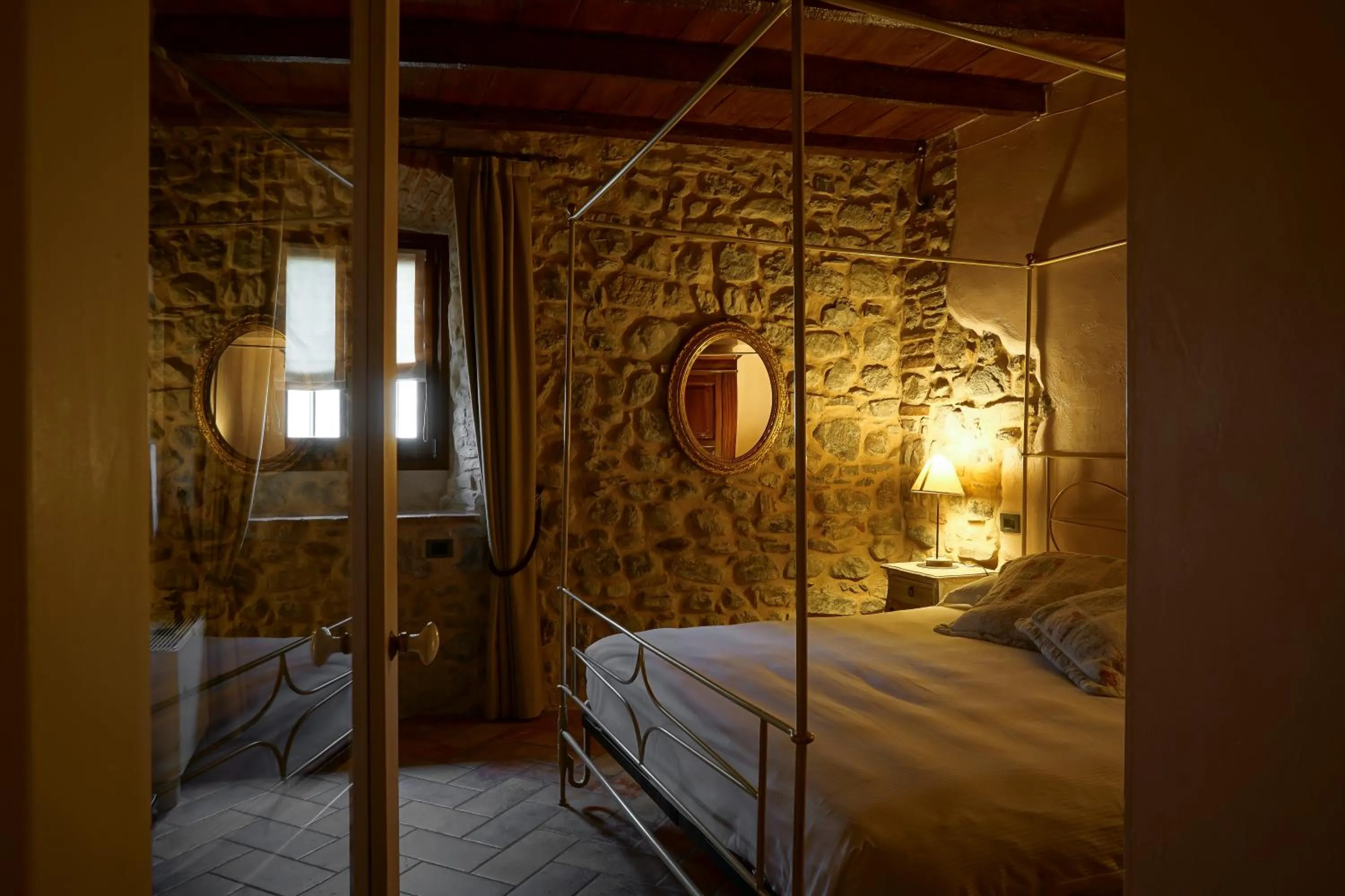 Bedroom, Bed in Locanda Osteria Marascia