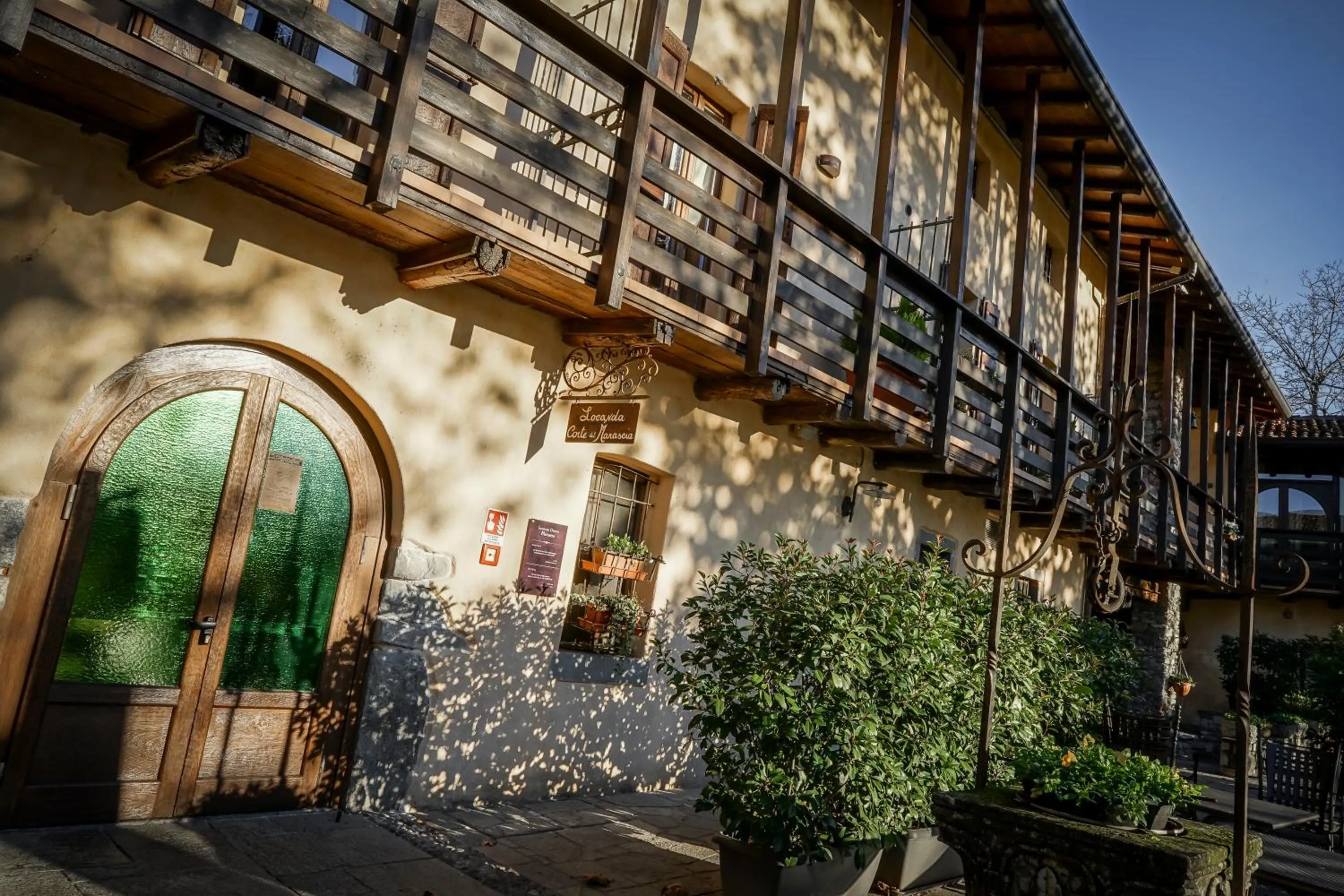Facade/entrance in Locanda Osteria Marascia