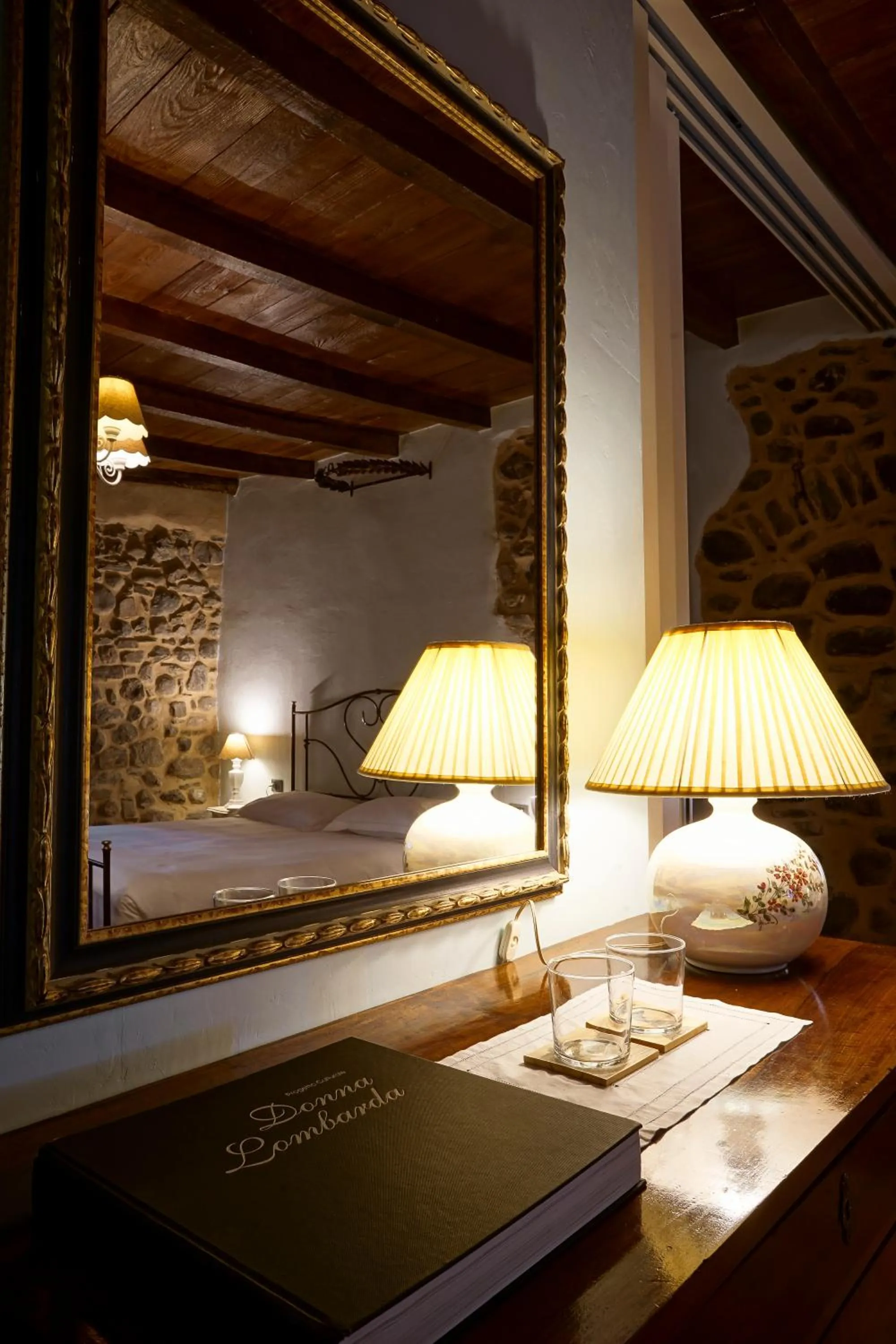 Photo of the whole room, Bed in Locanda Osteria Marascia