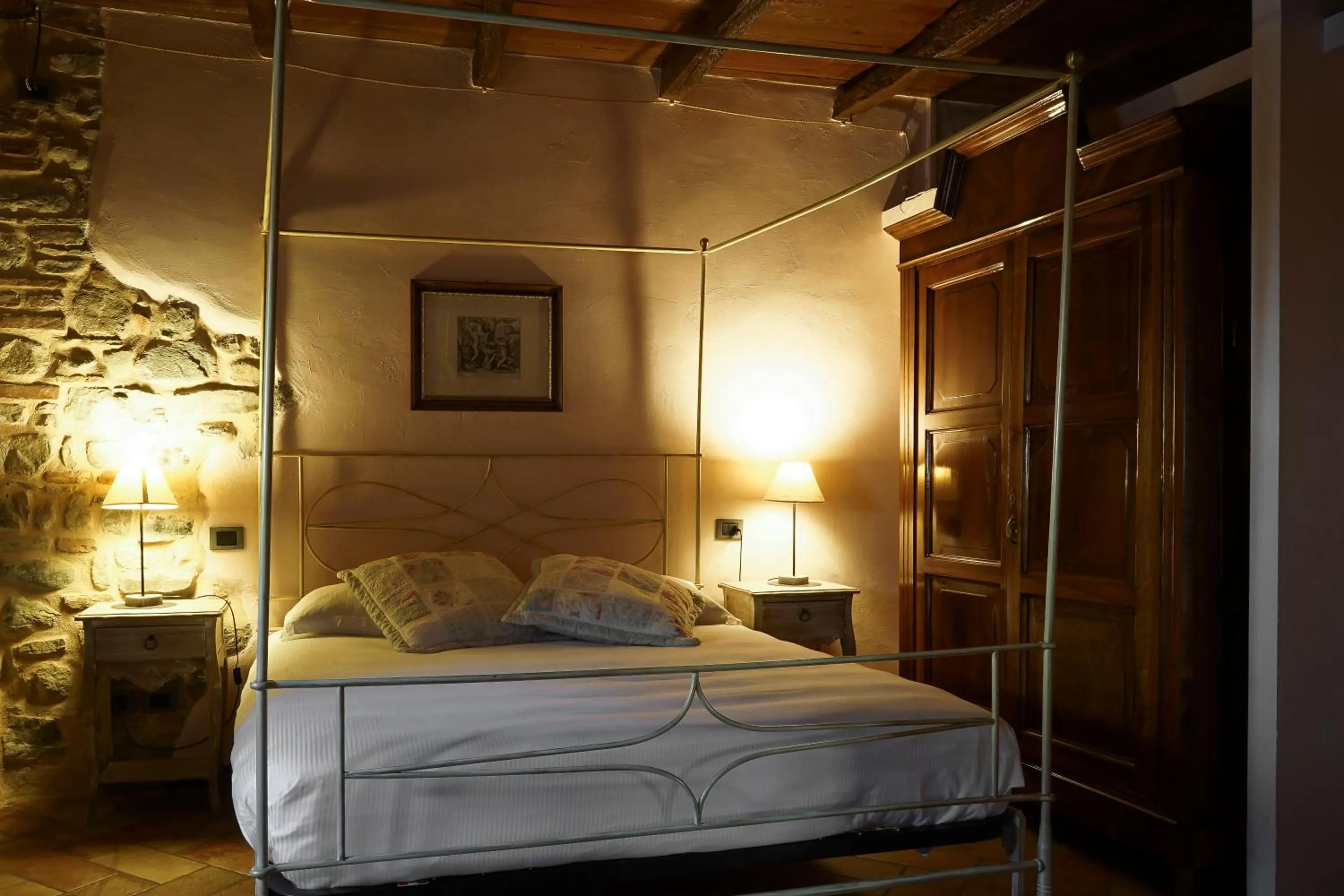 Bedroom, Bed in Locanda Osteria Marascia