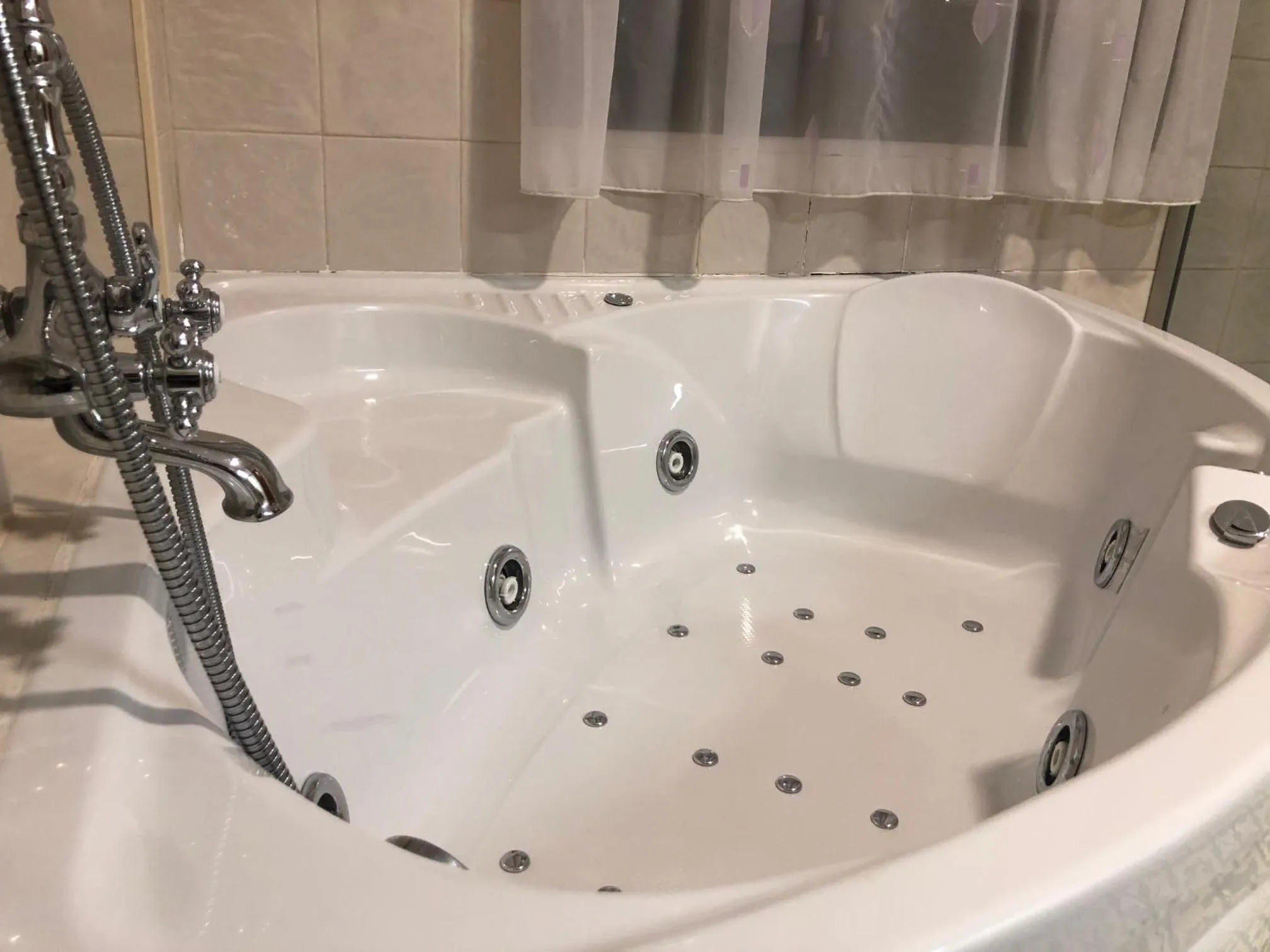 Hot Tub, Bathroom in Llar de Capitans