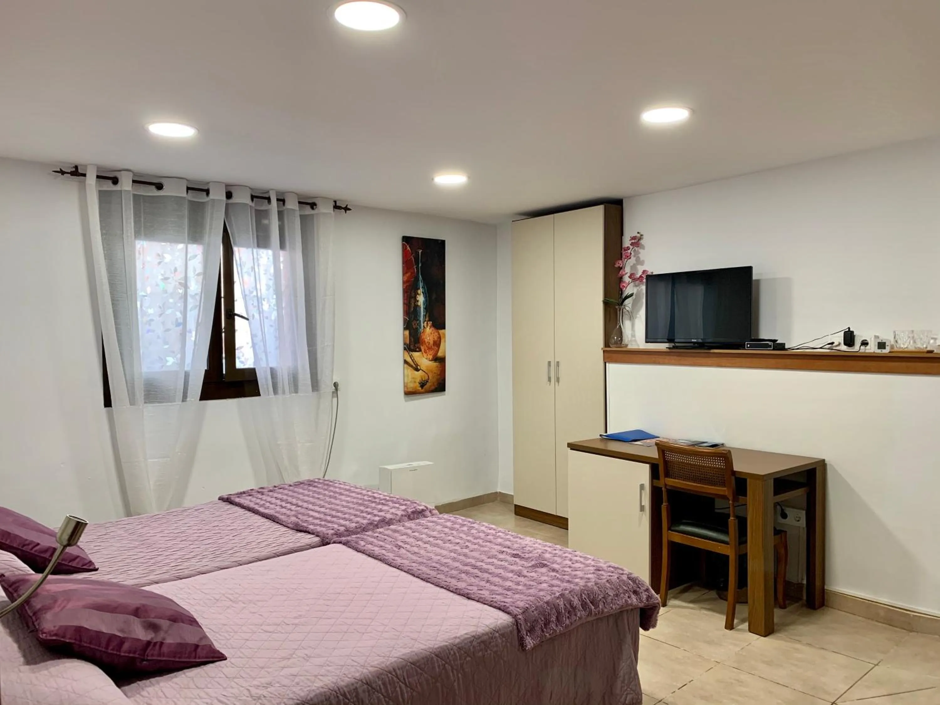 TV/Entertainment Center in Llar de Capitans