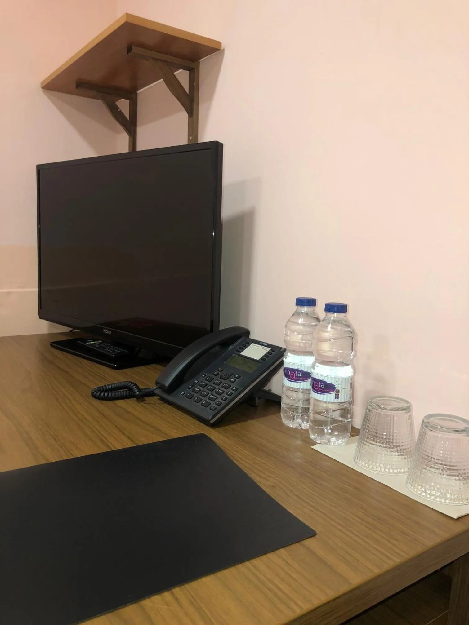 TV/Entertainment Center in Llar de Capitans