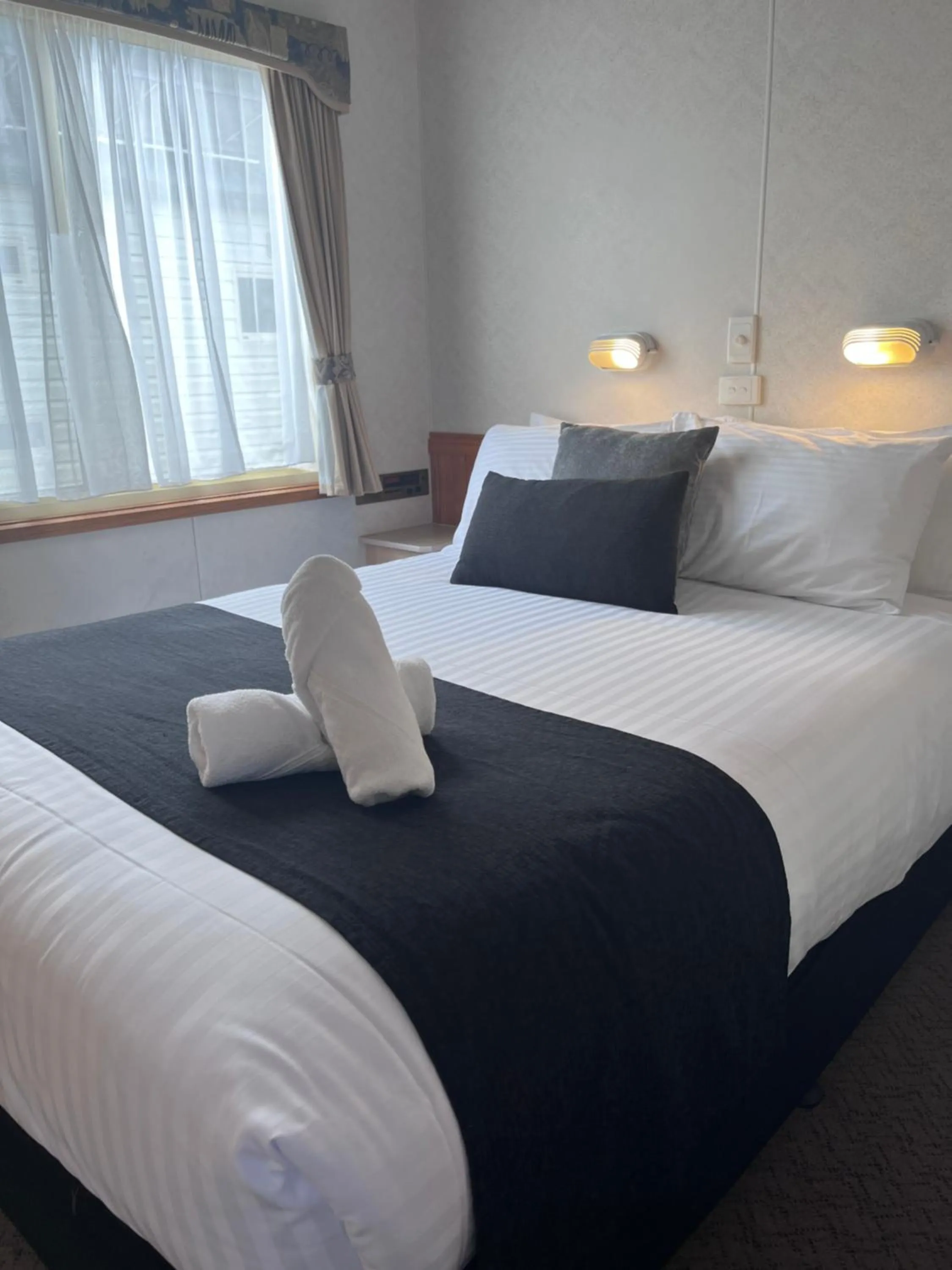 Bed in Paynesville Holiday Park