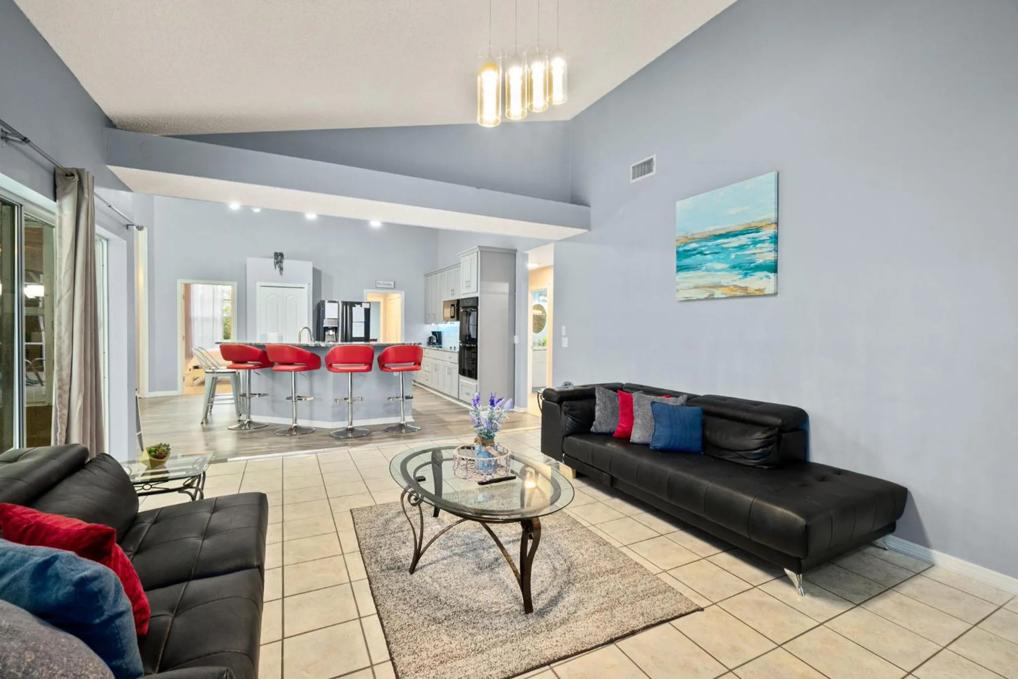 TV and multimedia in Tropical Escape with Relaxing Heated Pool & Palm Breezes