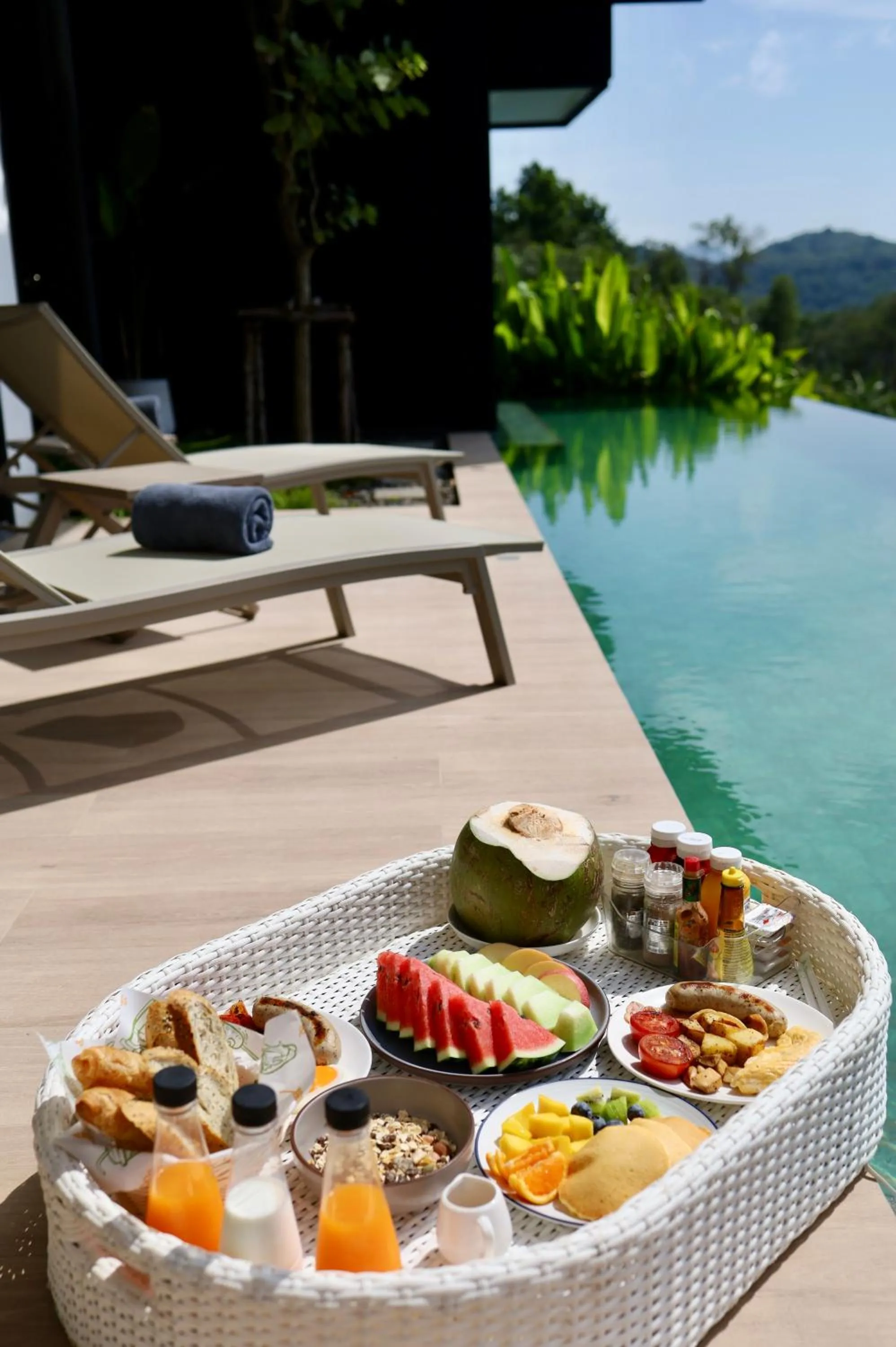 Swimming pool in AKRA Collection Layan - Hideaway Villas