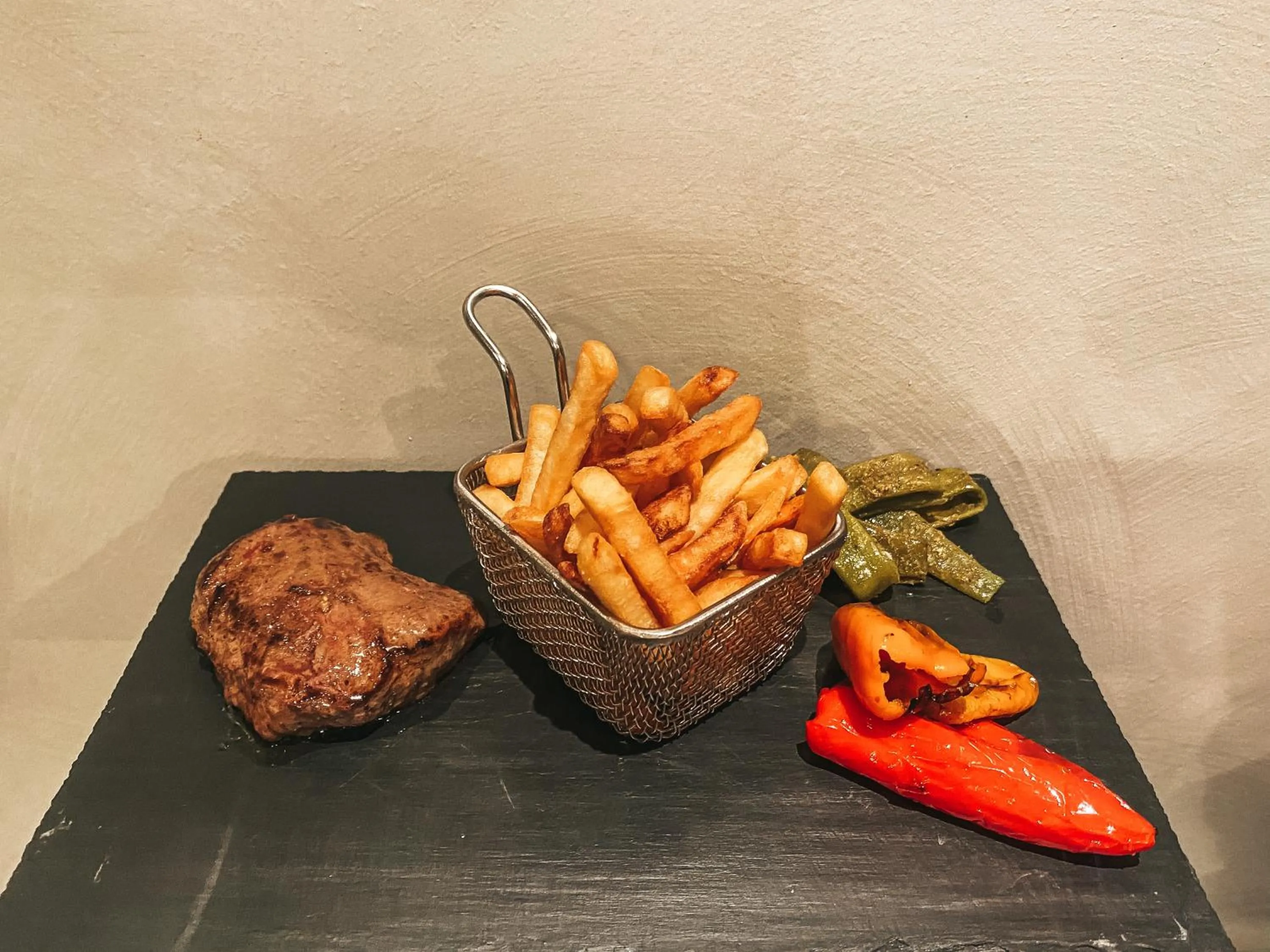 Dinner in Dépendance cosy climatisée jacuzzi diner aux chandelles