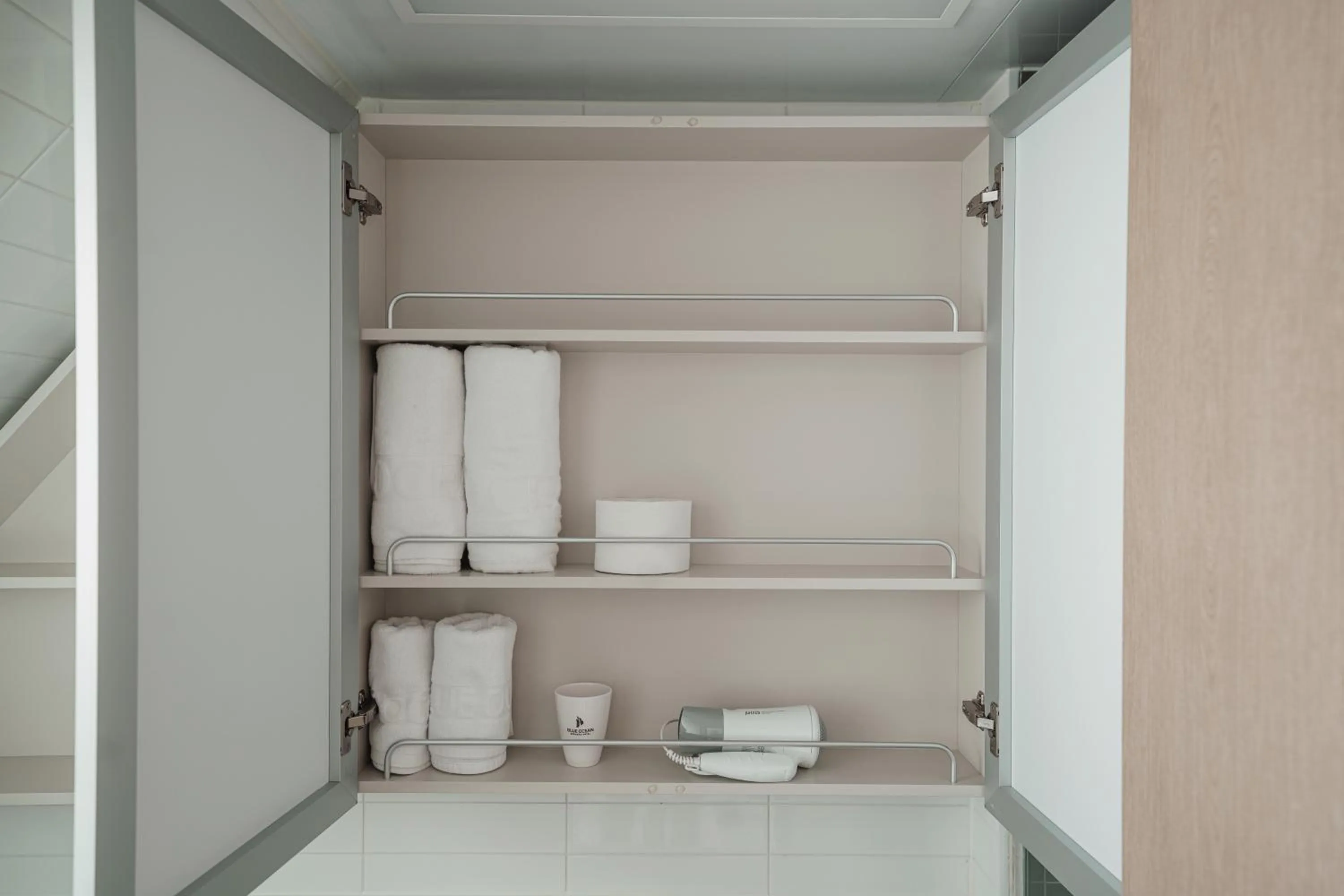 Toilet in Blue Ocean Residence Hotel