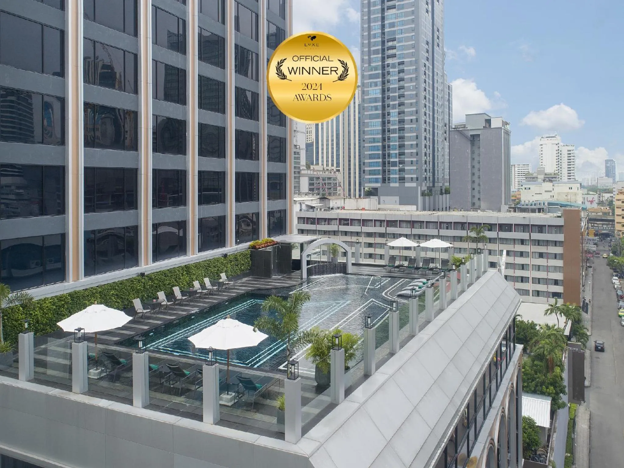 Swimming pool in Aira Hotel Bangkok Sukhumvit 11