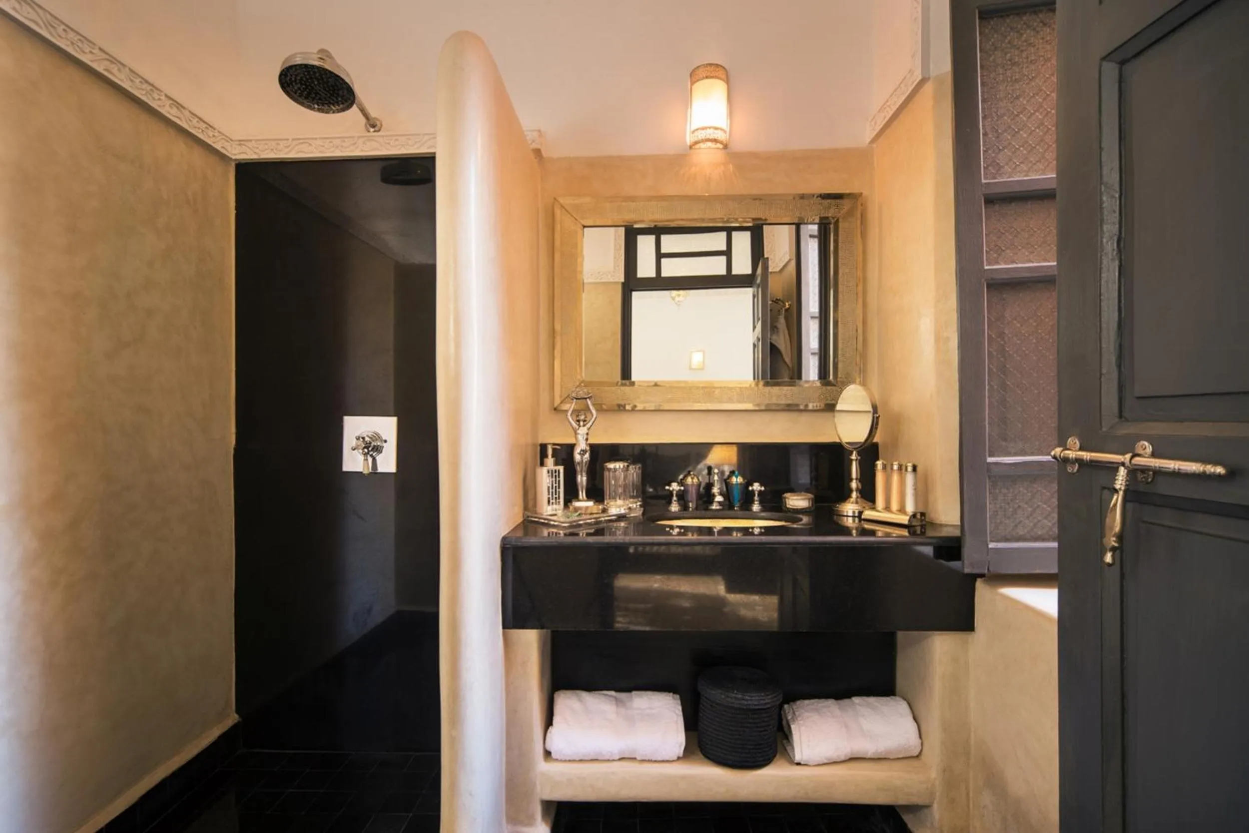 Bathroom in Riad Star by Marrakech Riad