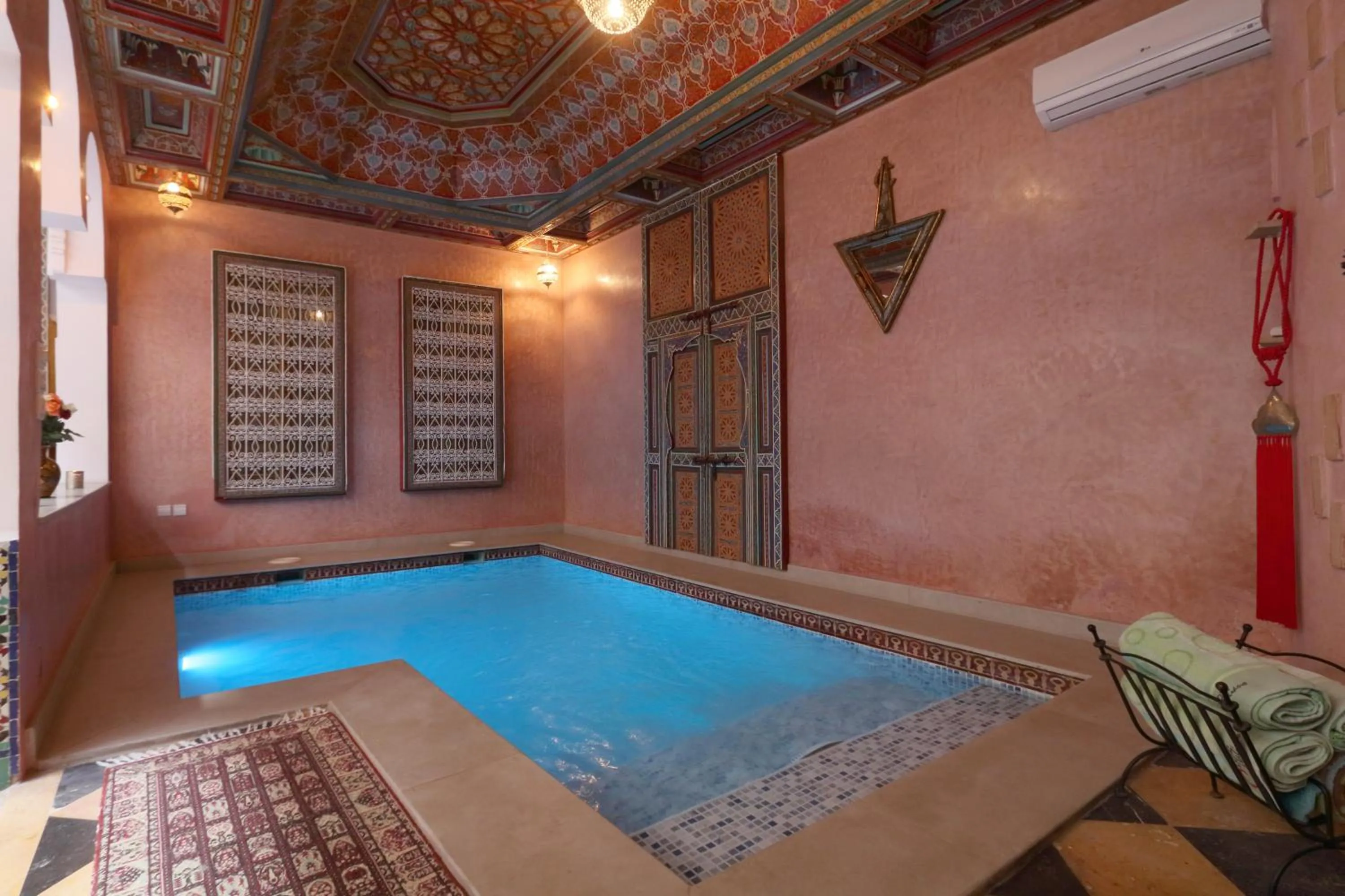 Swimming pool in Riad l'Escale de Marrakech