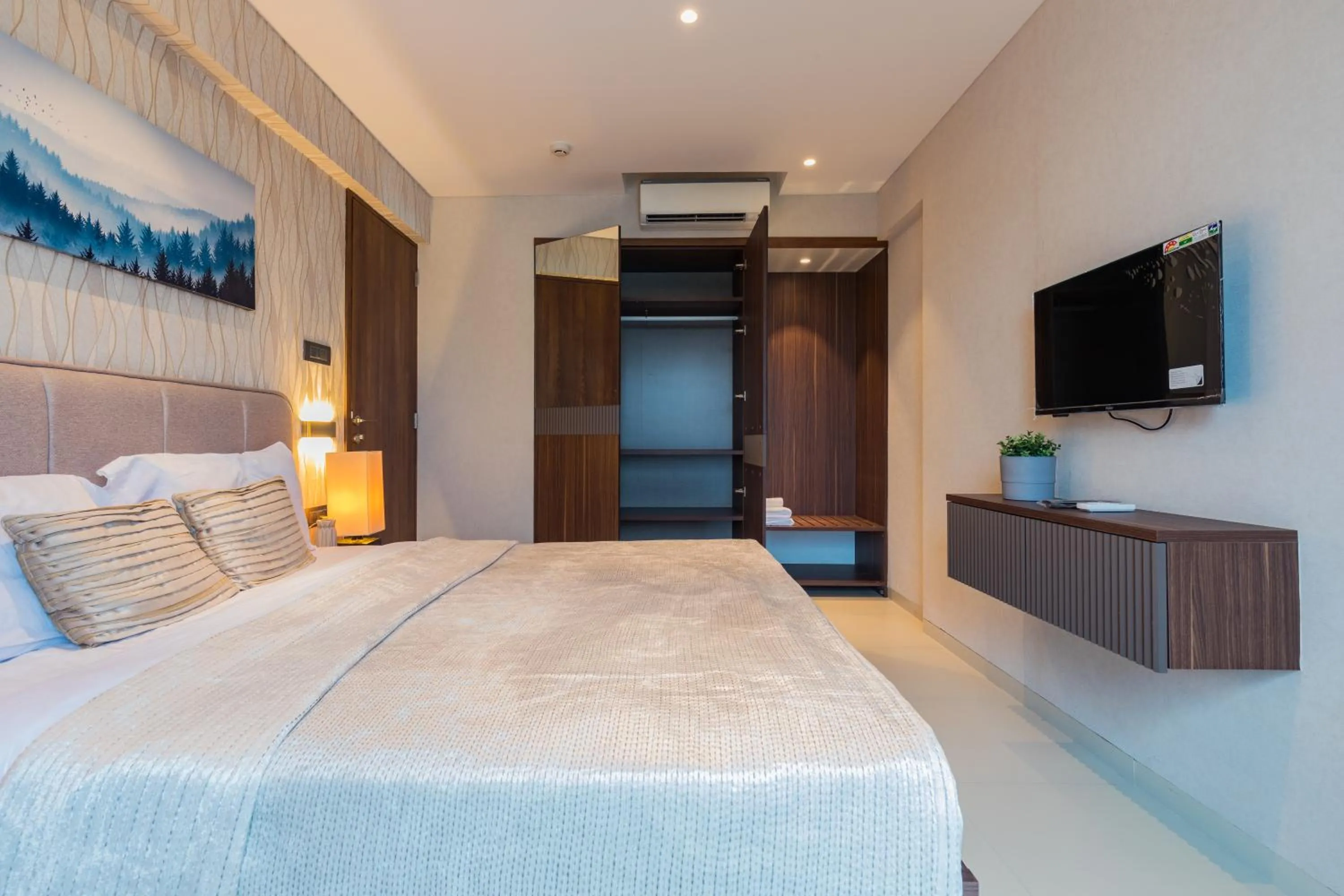 wardrobe, Bed in AR Suites Jewels Royale - Koregaon Park NX