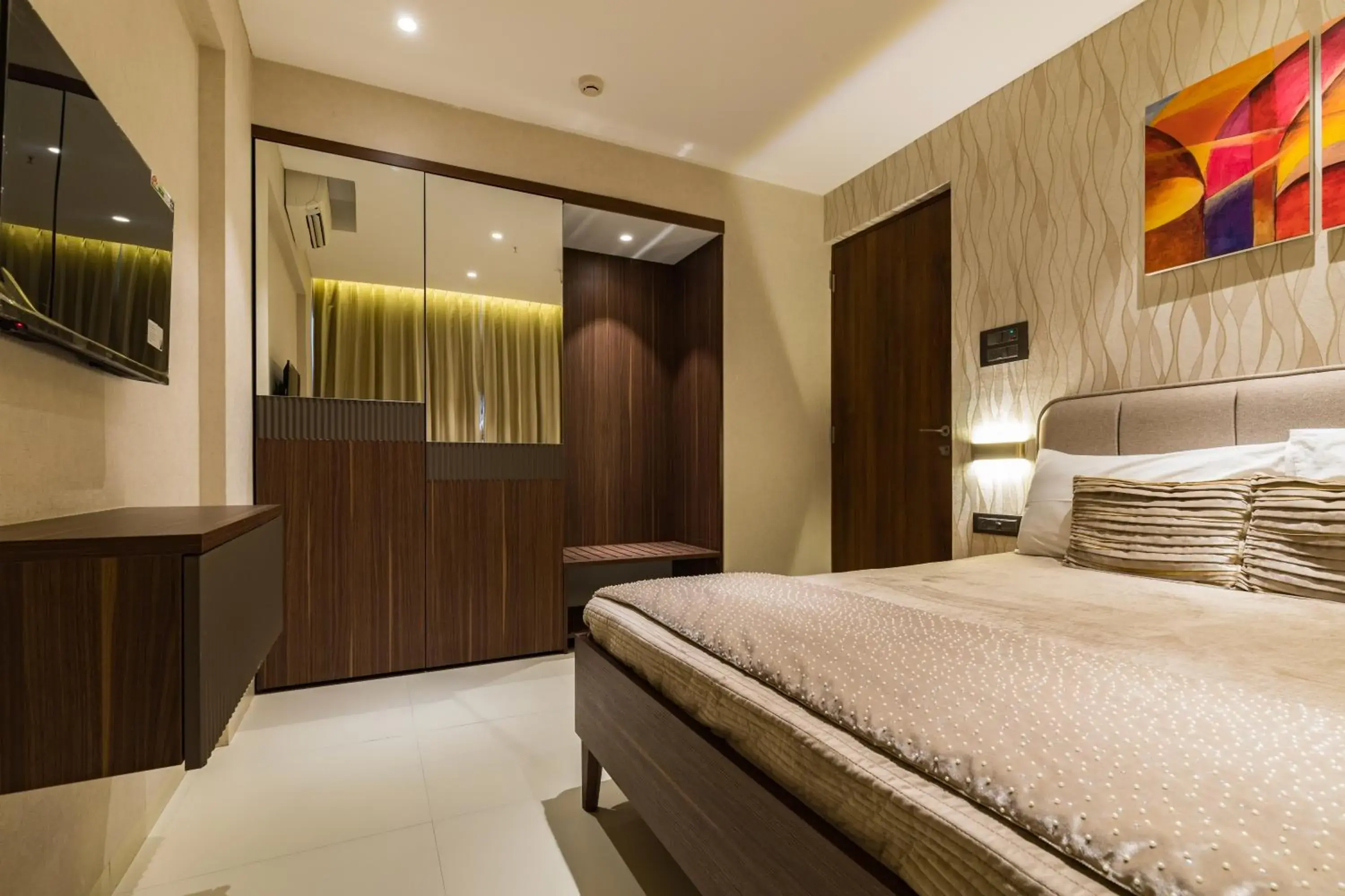 Suite Room with Balcony - single occupancy in AR Suites Jewels Royale - Koregaon Park NX Suite Room with Balcony - single occupancy in AR Suites Jewels Royale - Koregaon Park NX