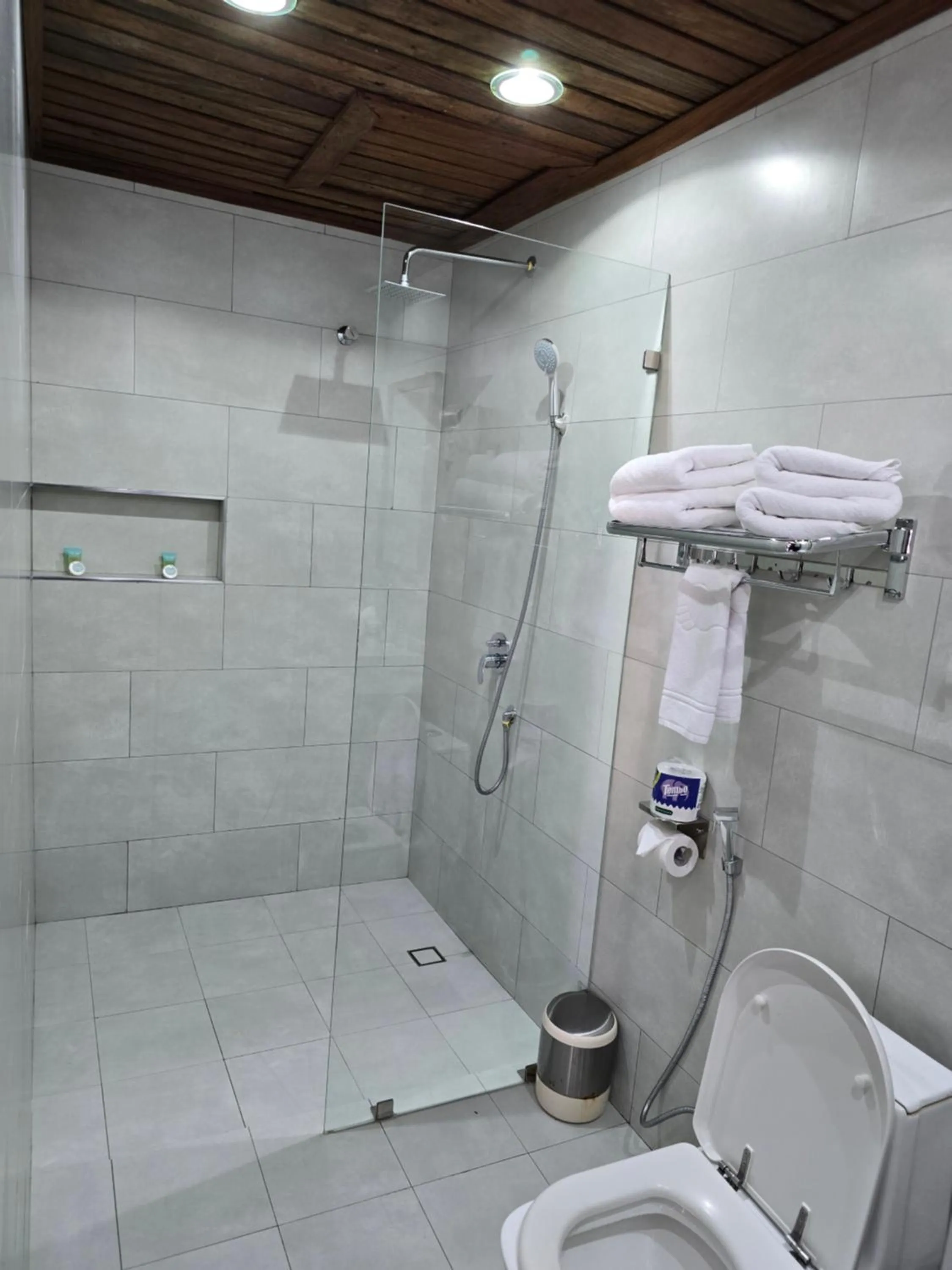 Bathroom in Dhow Palace Hotel