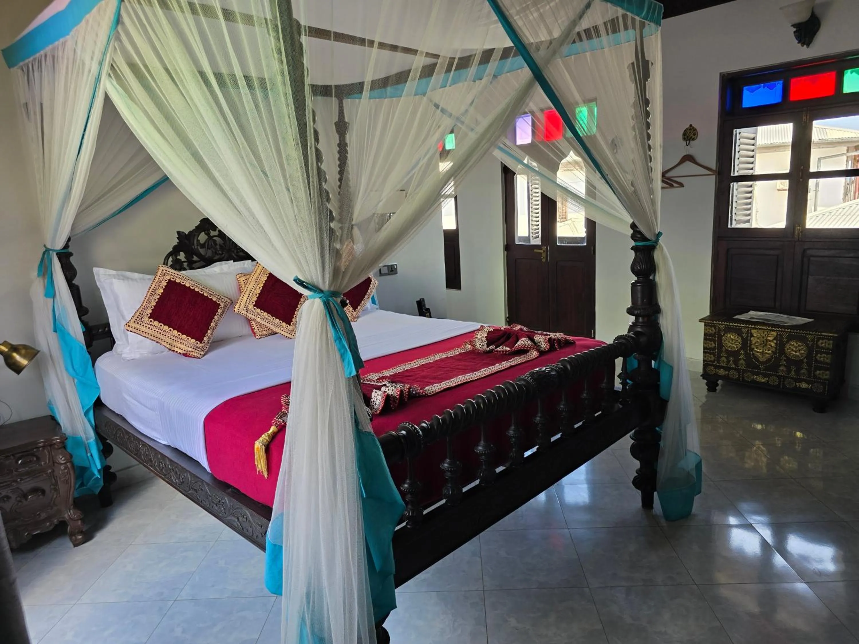 Bedroom, Bed in Dhow Palace Hotel