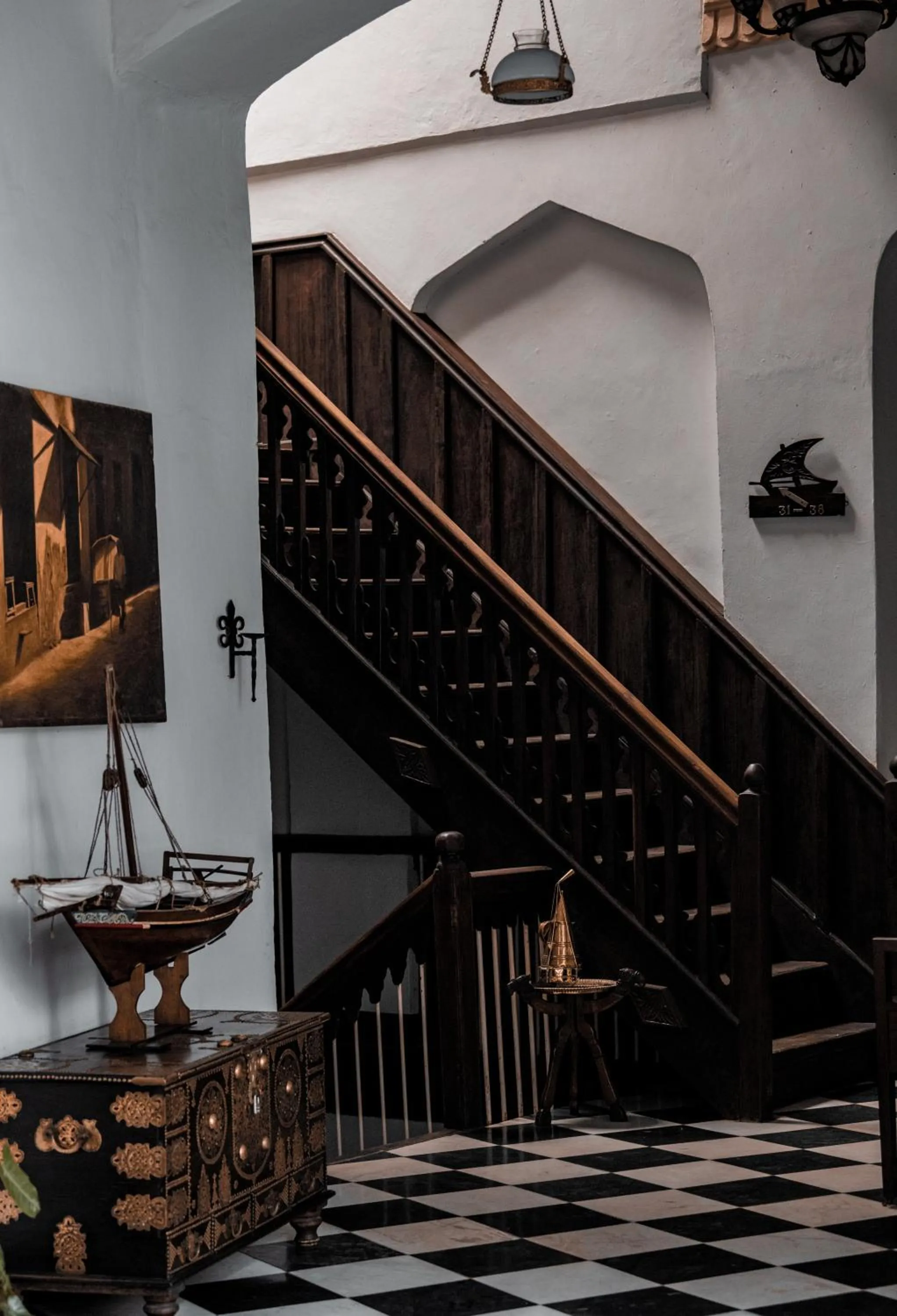 Facade/entrance in Dhow Palace Hotel