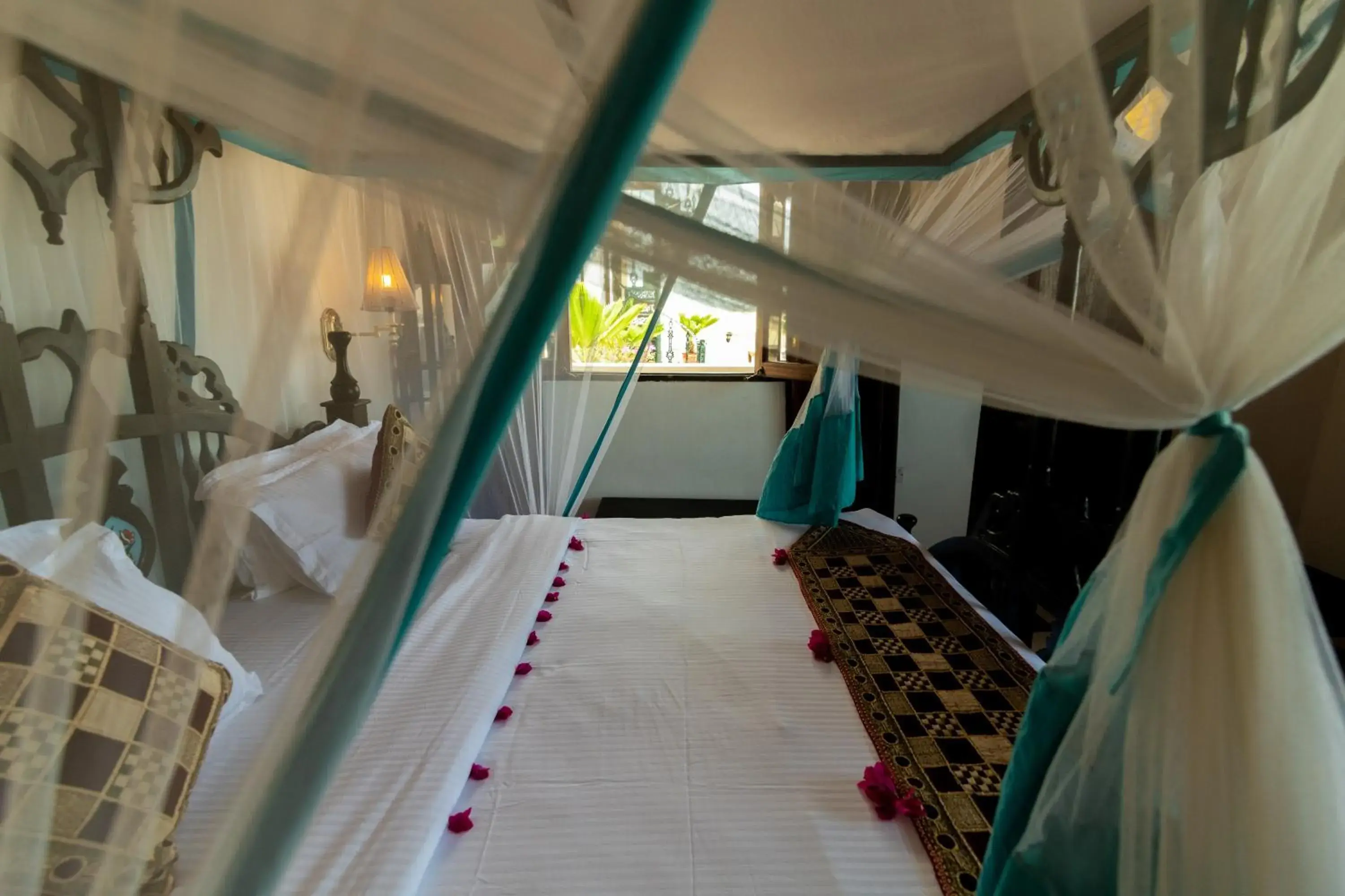 Deluxe Double Room with Sea View in Dhow Palace Hotel Deluxe Double Room with Sea View in Dhow Palace Hotel