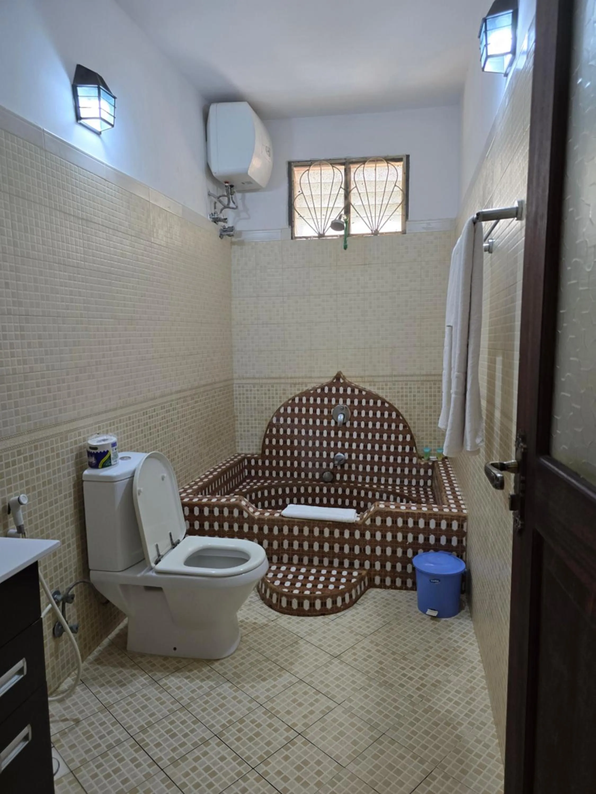 Bathroom in Dhow Palace Hotel