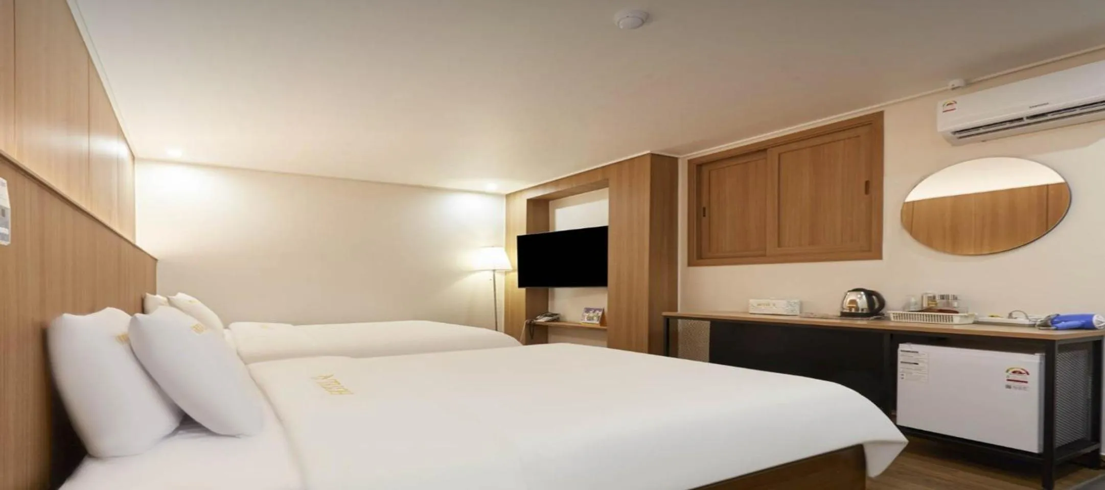 Bed in Hotel Q Chuncheon