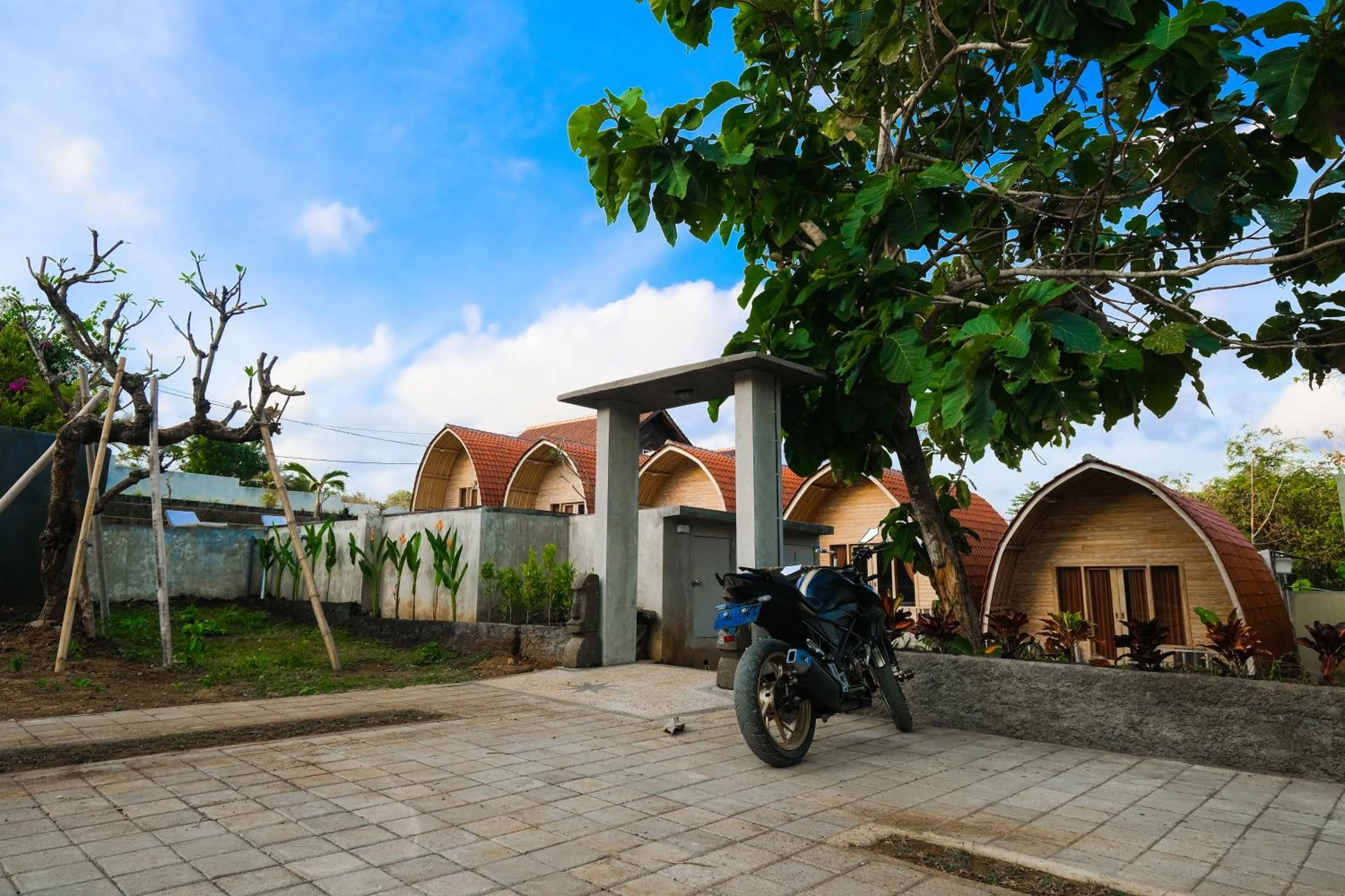 Facade/entrance in Puri Sadewa Balangan