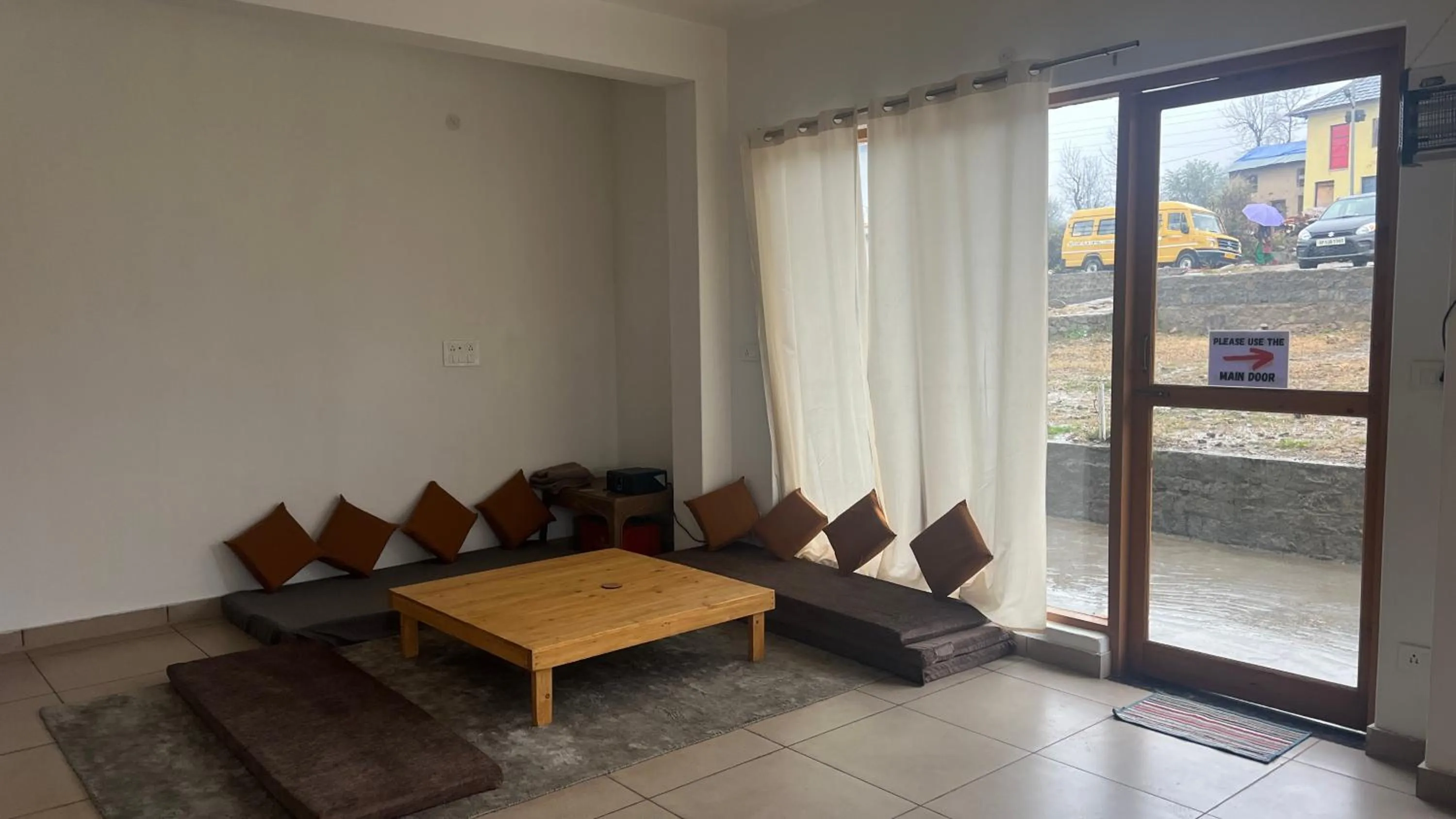 Communal lounge/ TV room in Flyscape